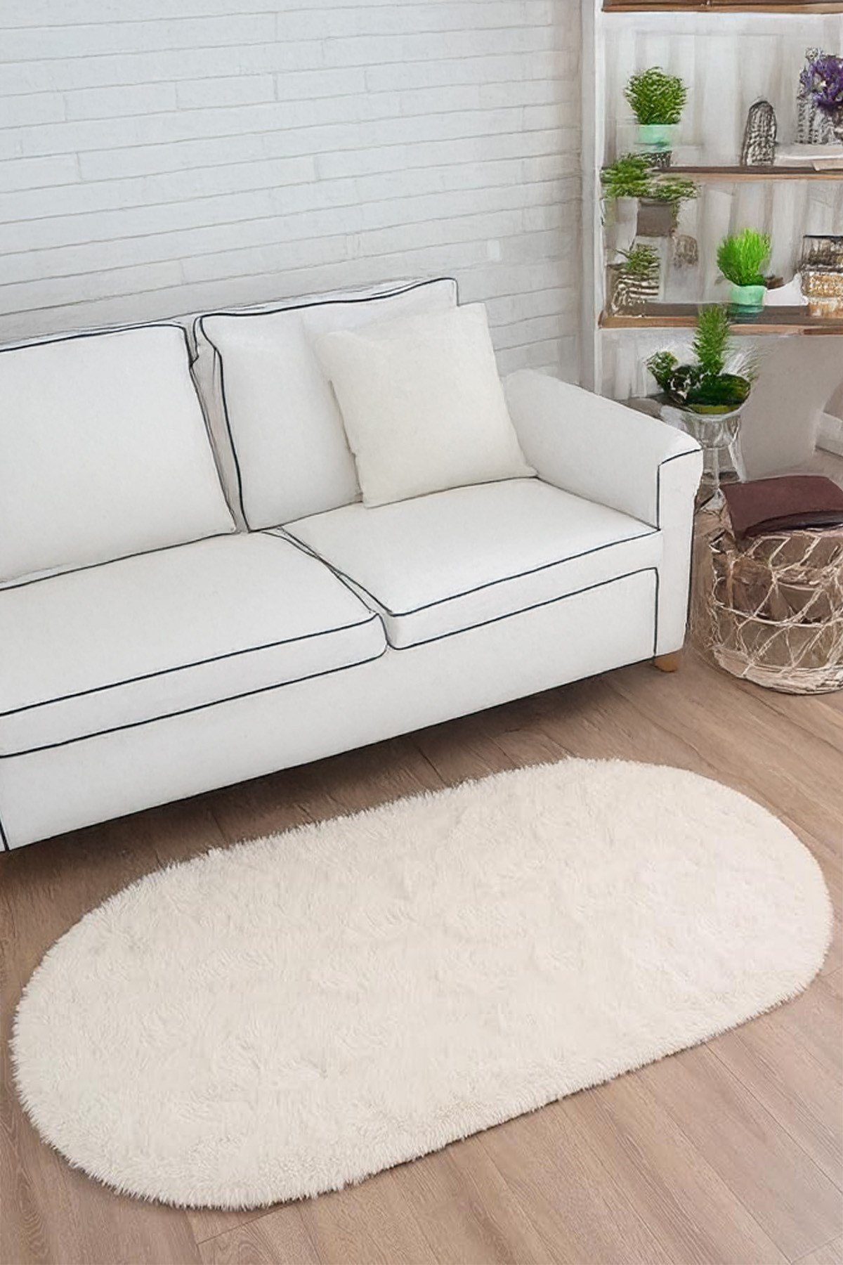 Krem Oval Peluş Post Halı Yolluk Yumuşak Tüylü Puffy Kaymaz Taban Dekoratif Yıkanabilir Modern