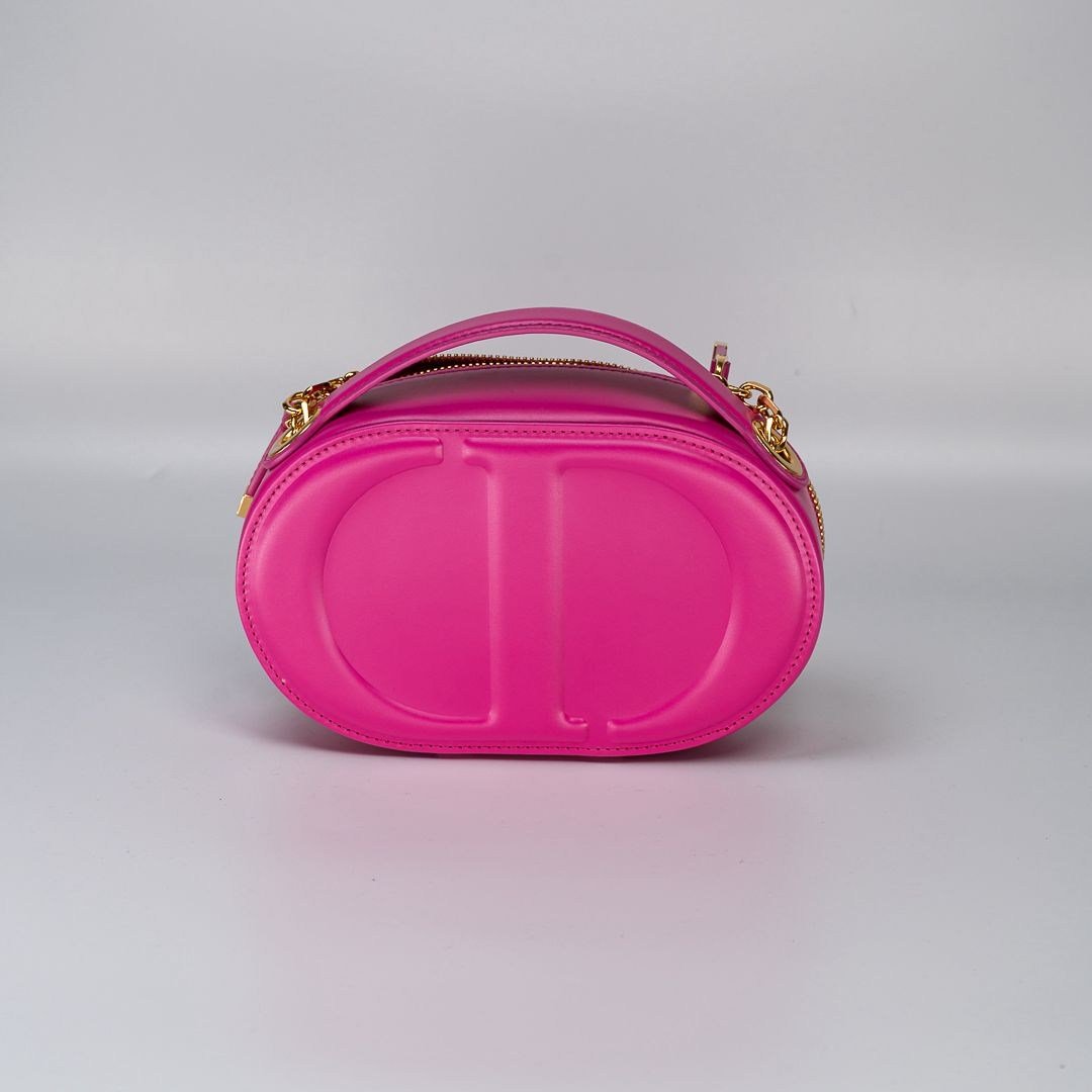 DIOR CD SIGNATURE OVAL CAMERA BAG – RANI PINK