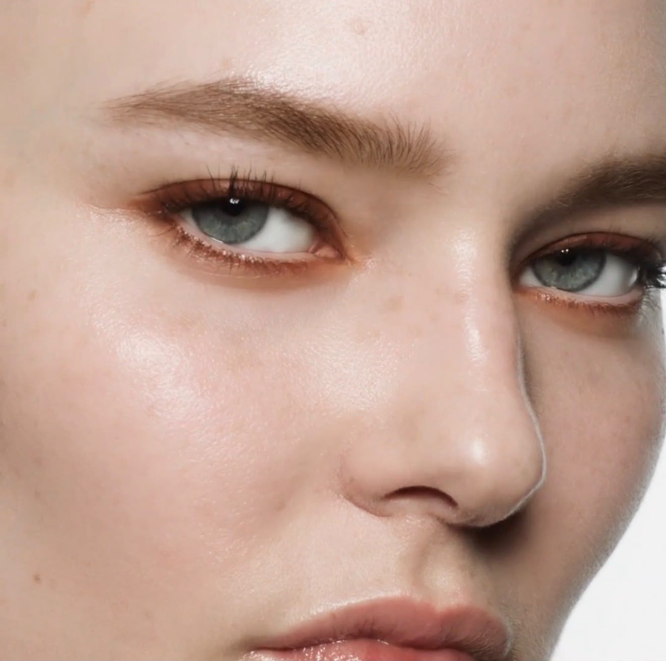 Satin Kajal Liner