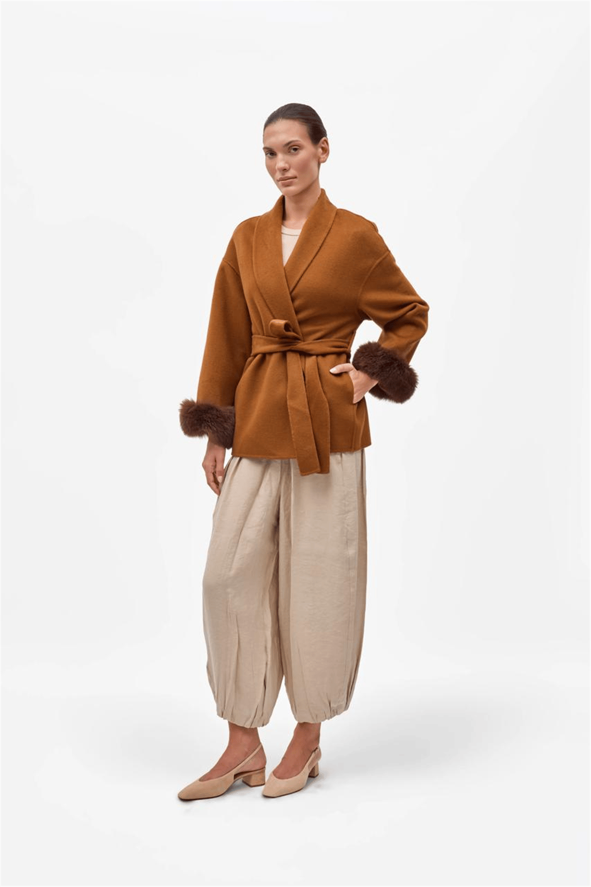 THE CHELSEA FUR CUFF SHORT COAT - TAN