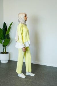 SHENAY Tesettür Triko Takım Nil Modeli Rahat Kalıp Gömlekli Günlük Kombin - Sarı