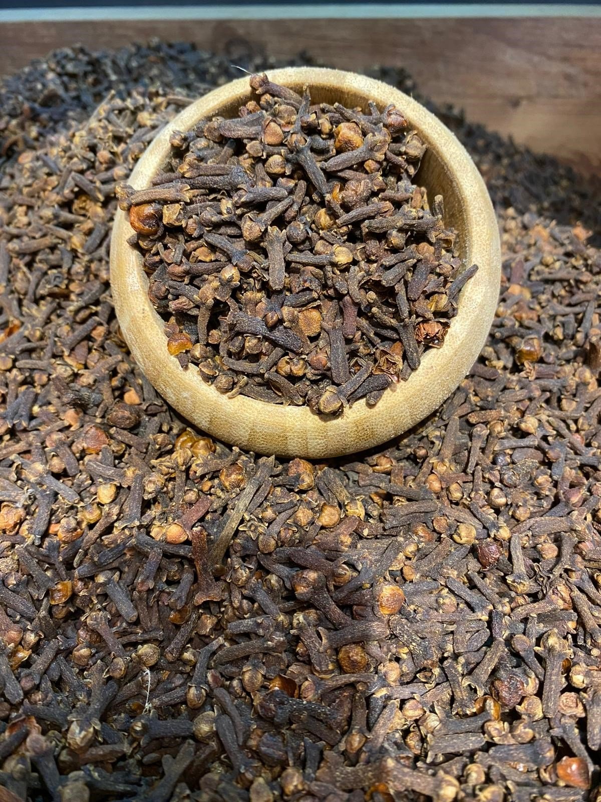 KARANFİL TANE