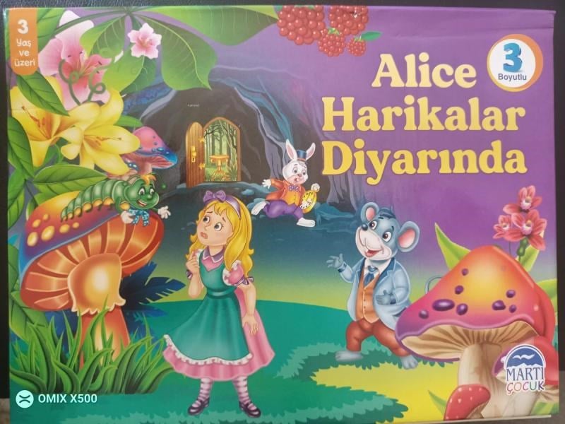 Alice Harikalar Diyarında (3 Boyutlu)