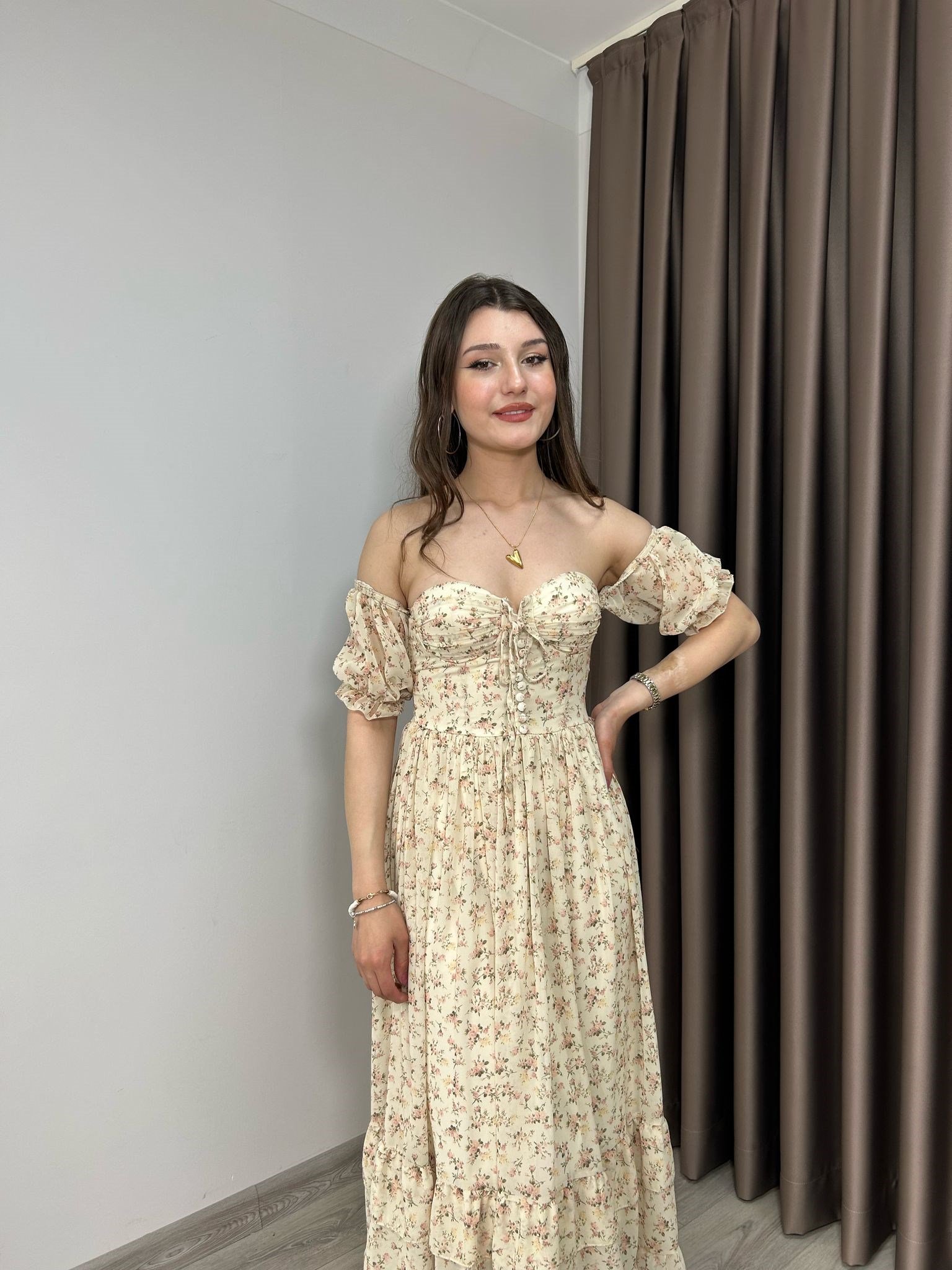 Çiçek Desenli Şifon Elbise