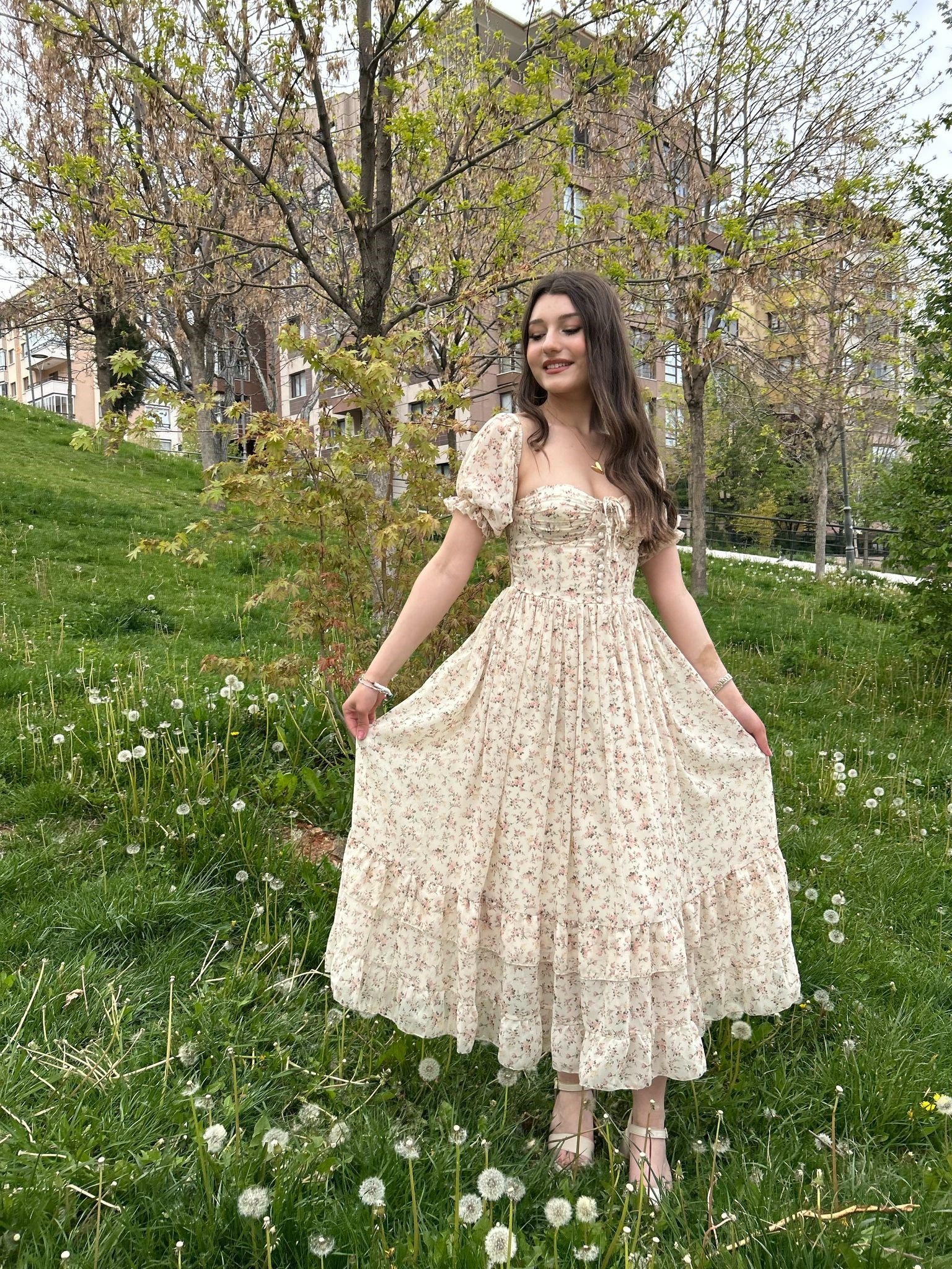 Çiçek Desenli Şifon Elbise