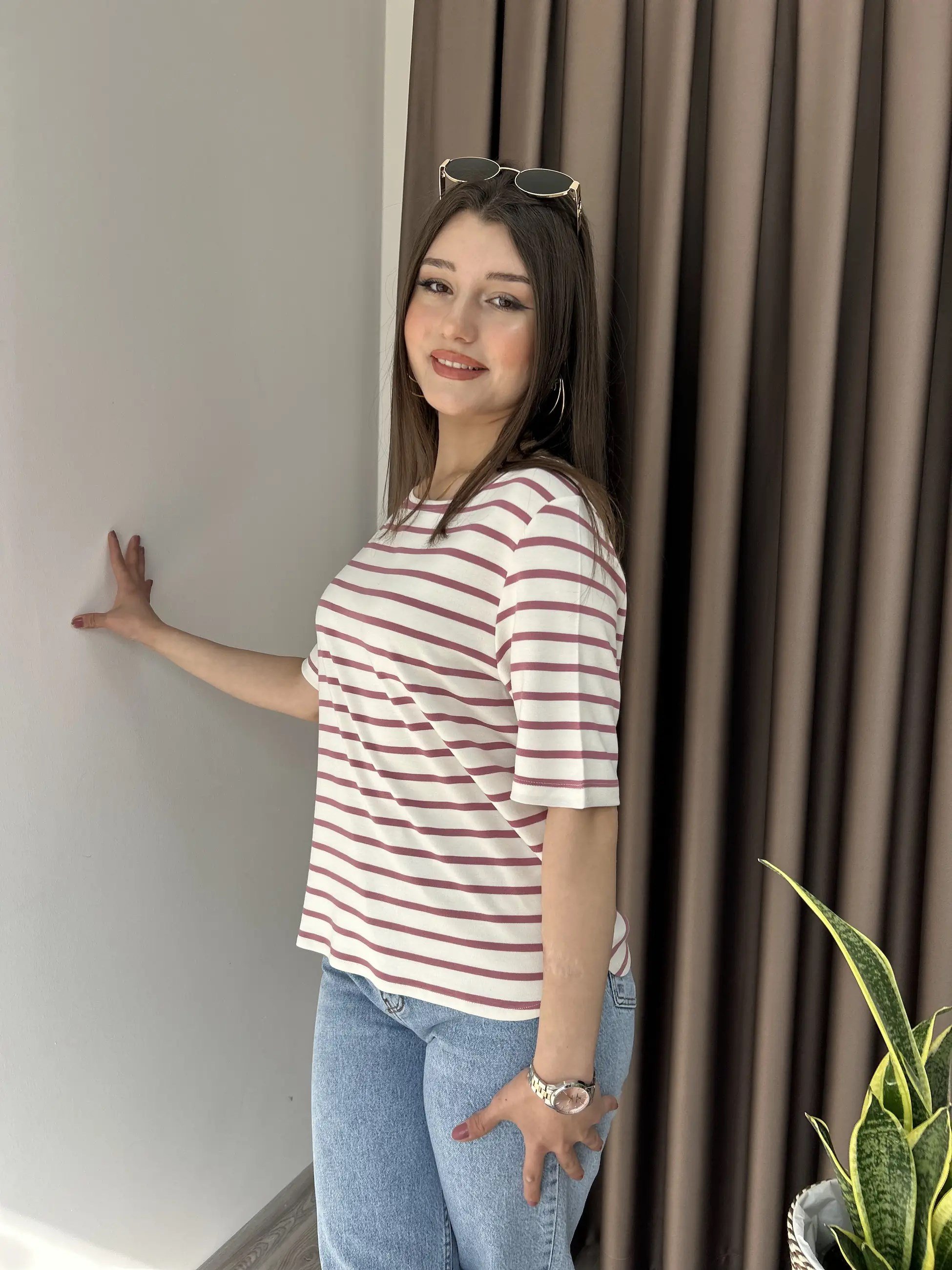 ÇİZĞİLİ TİŞÖRT