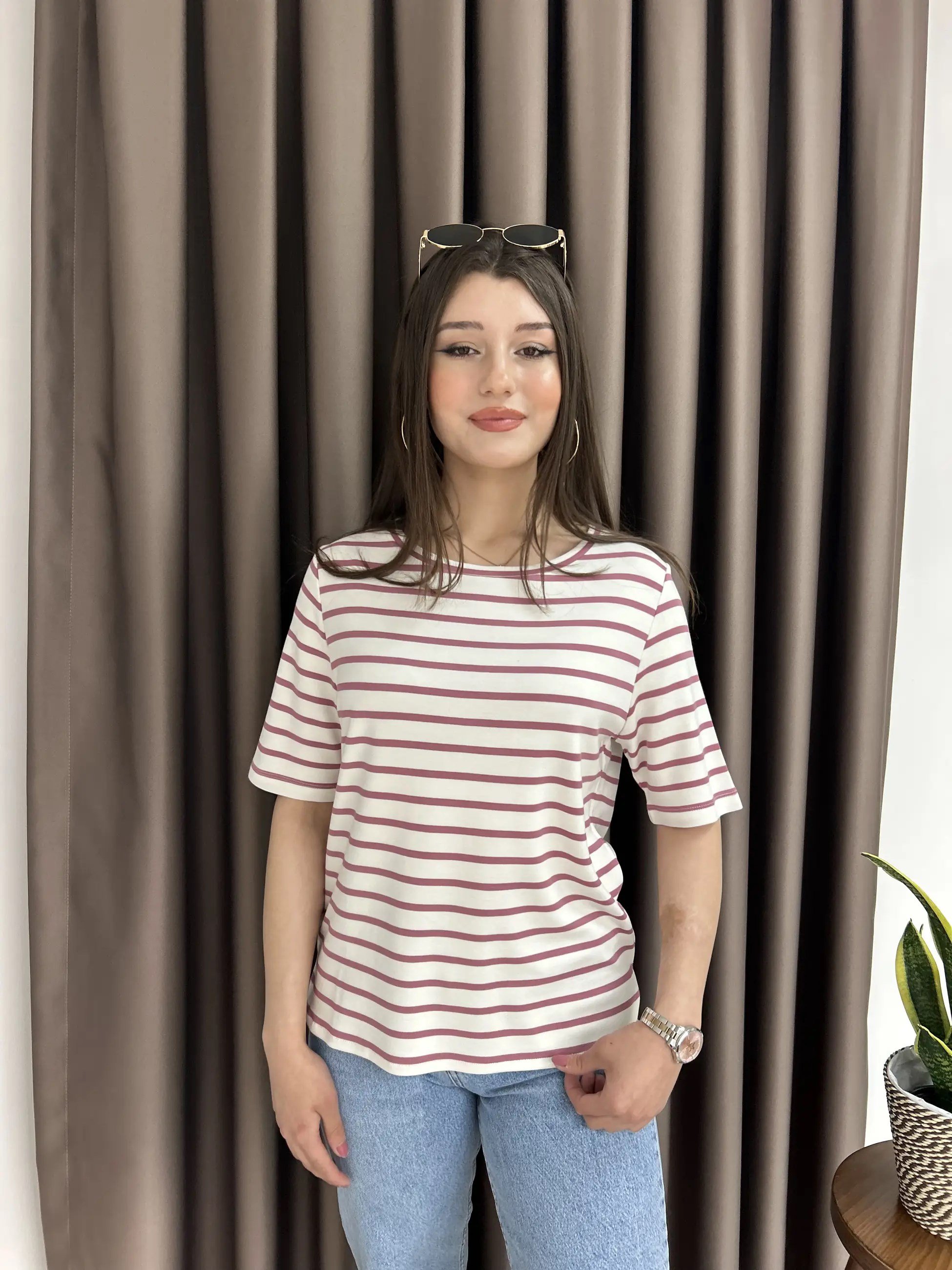 ÇİZĞİLİ TİŞÖRT