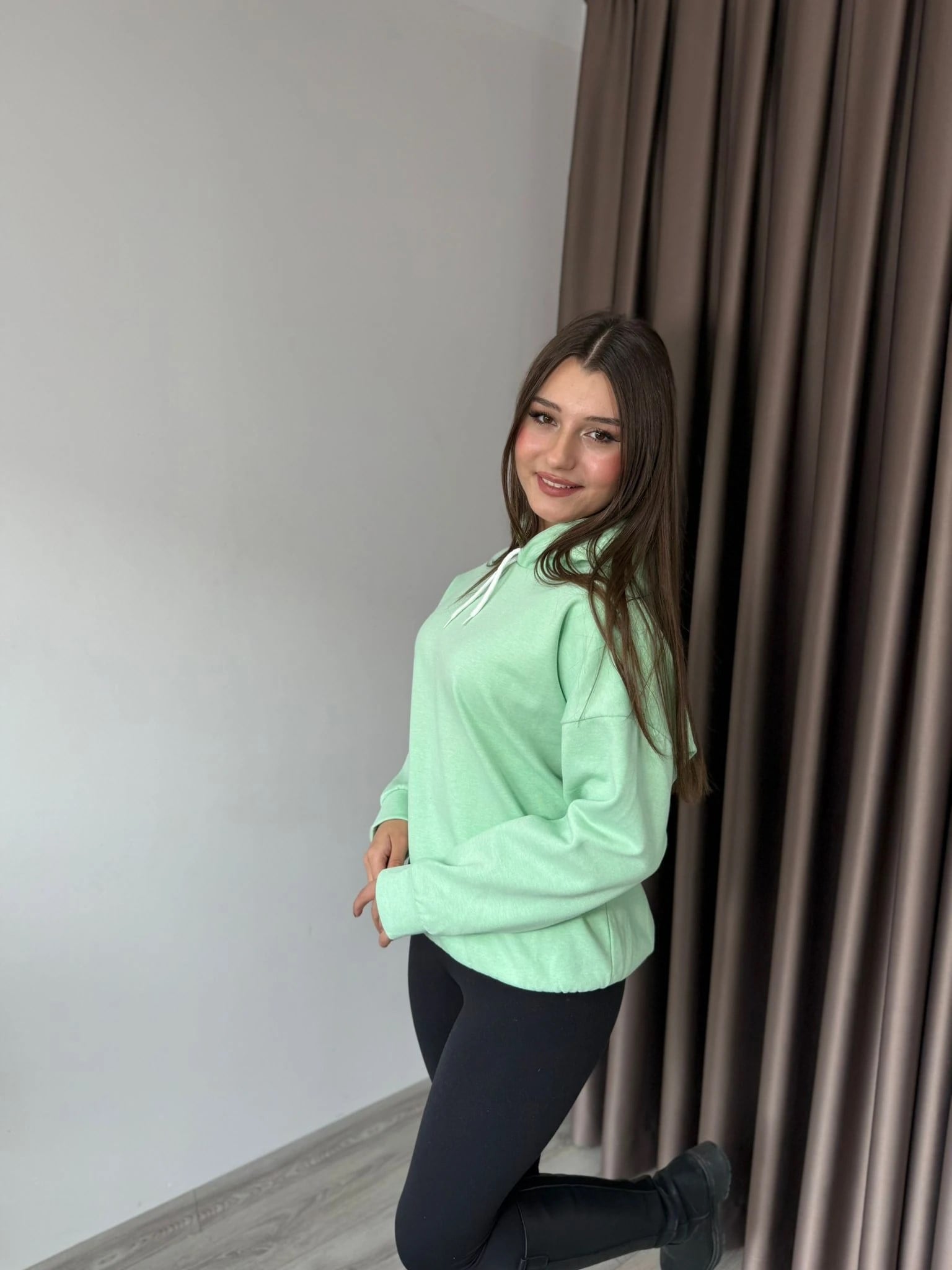 KAPİŞONLU SWEATSHİRT