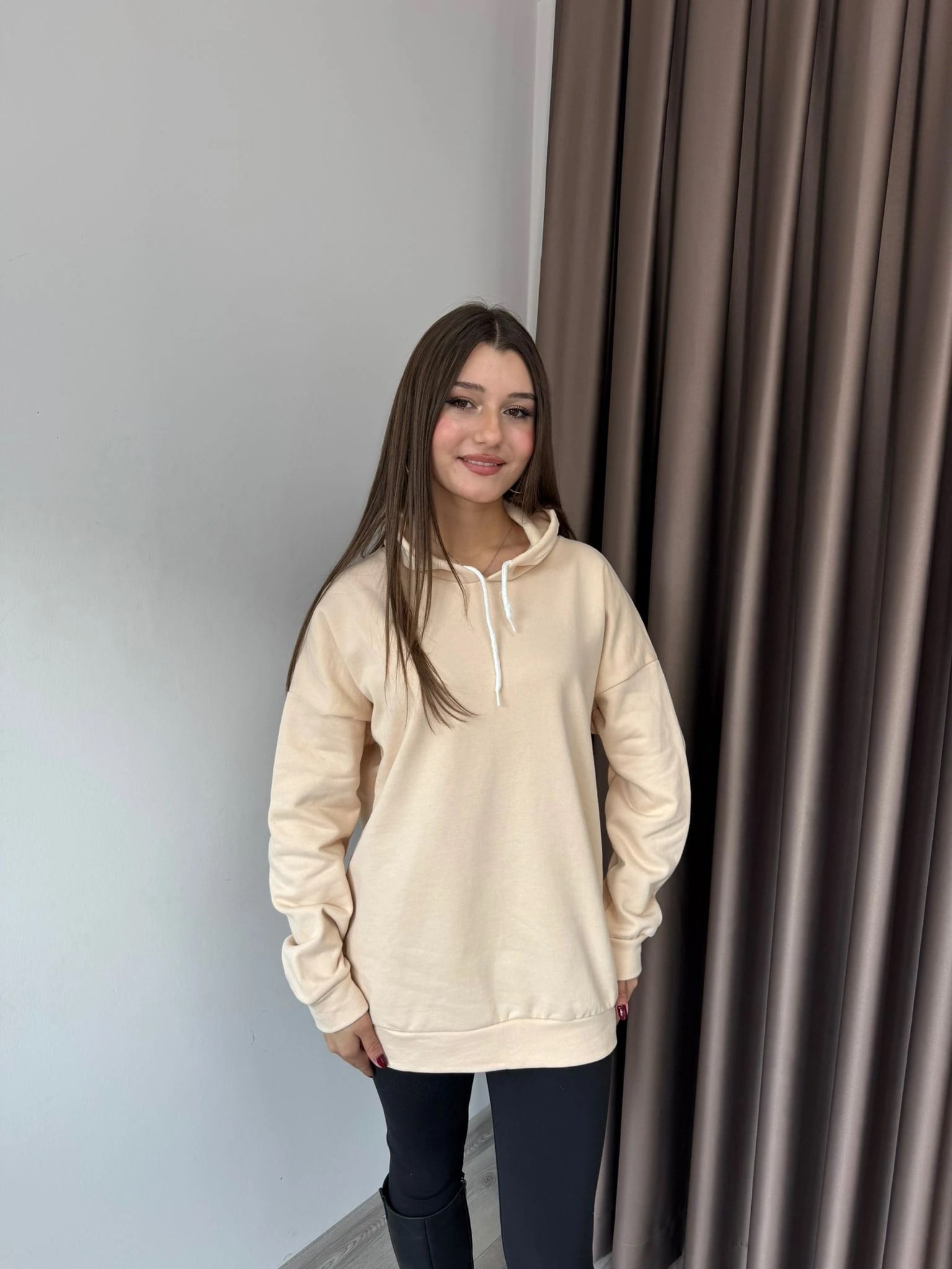 KAPİŞONLU SWEATSHİRT
