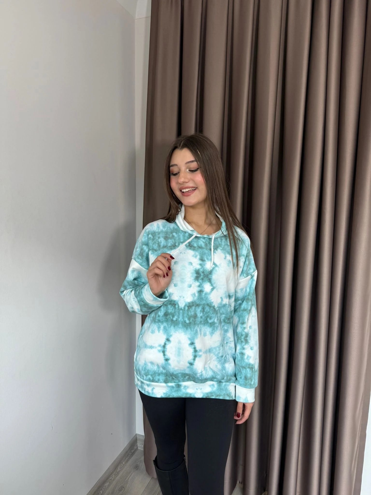 KAPİŞONLU SWEATSHİRT