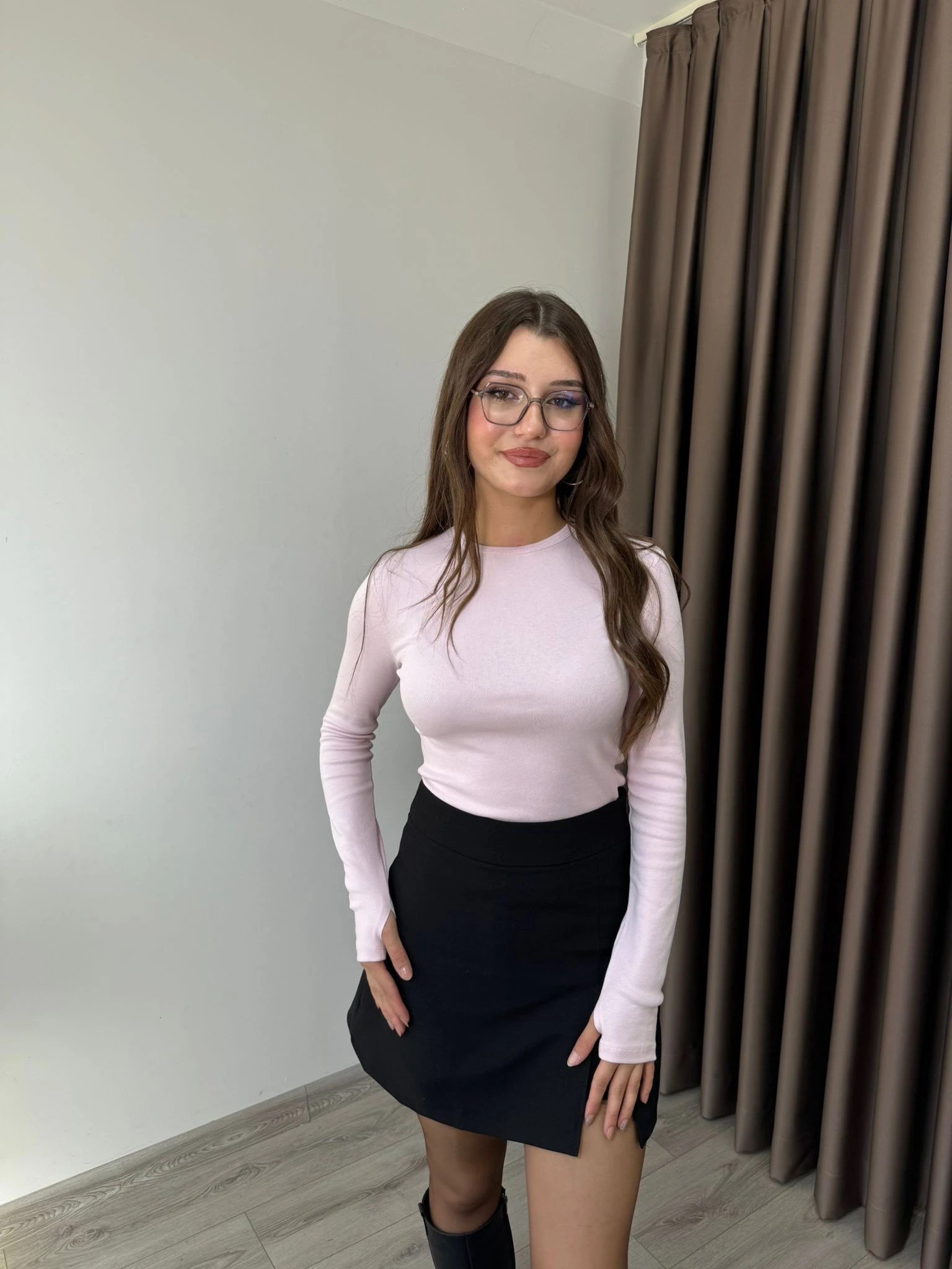 PARMAK GEÇİRMELİ BADİ