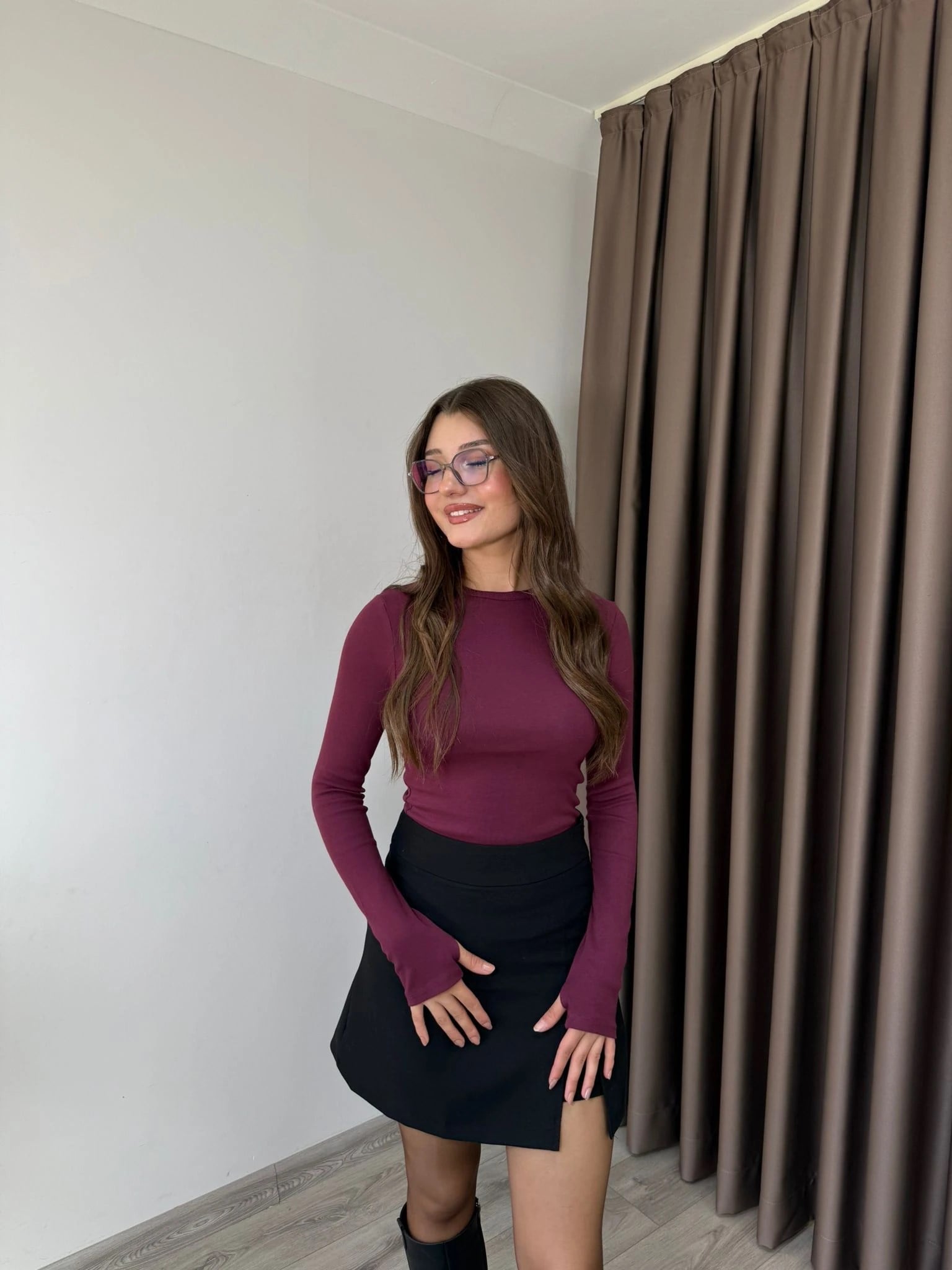 PARMAK GEÇİRMELİ BADİ