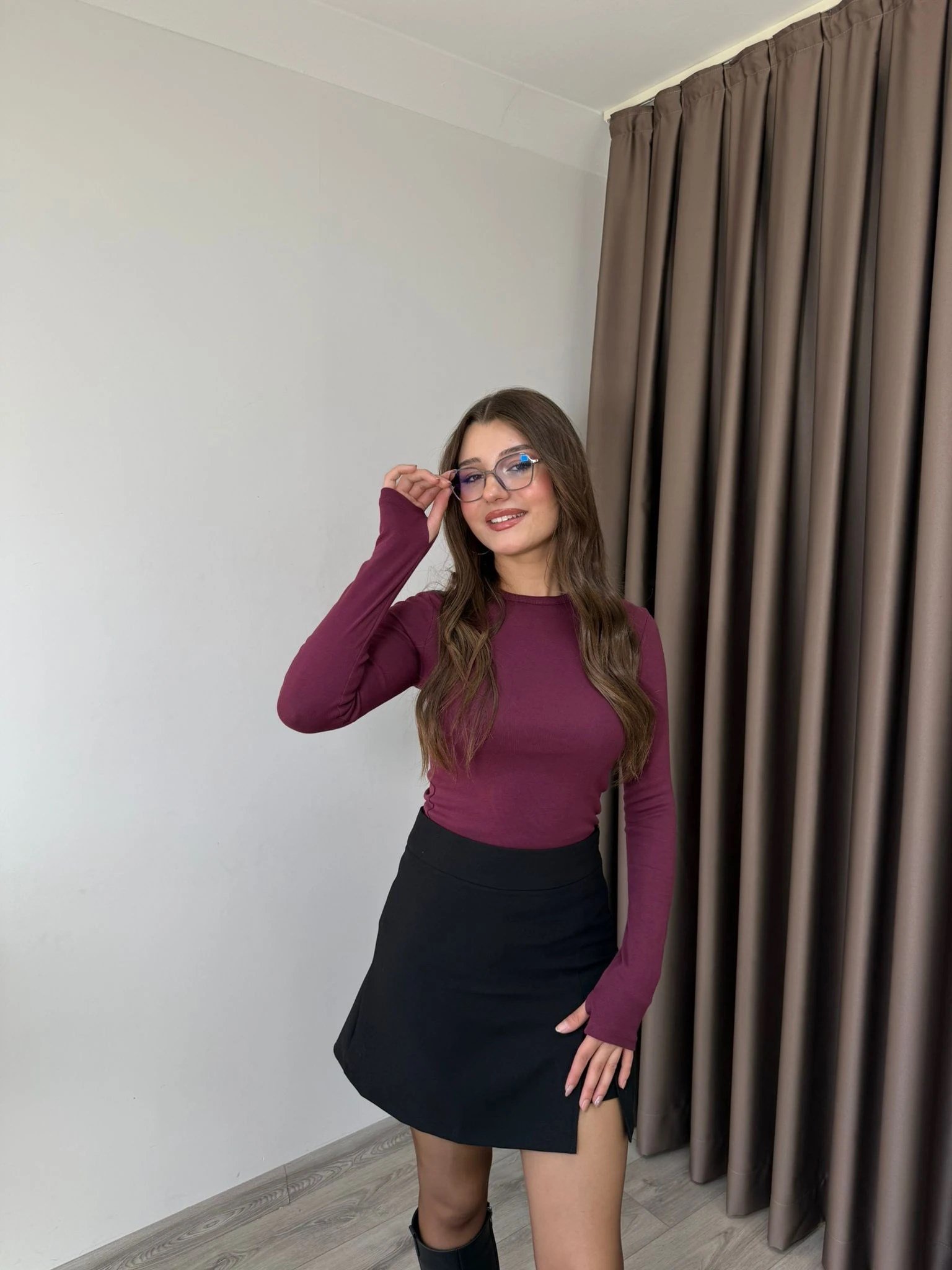 PARMAK GEÇİRMELİ BADİ