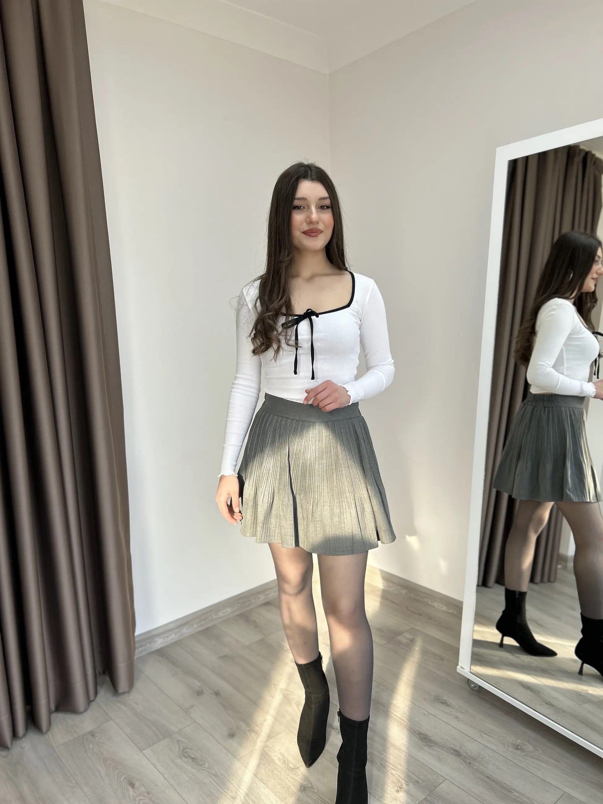 Piliseli Etek