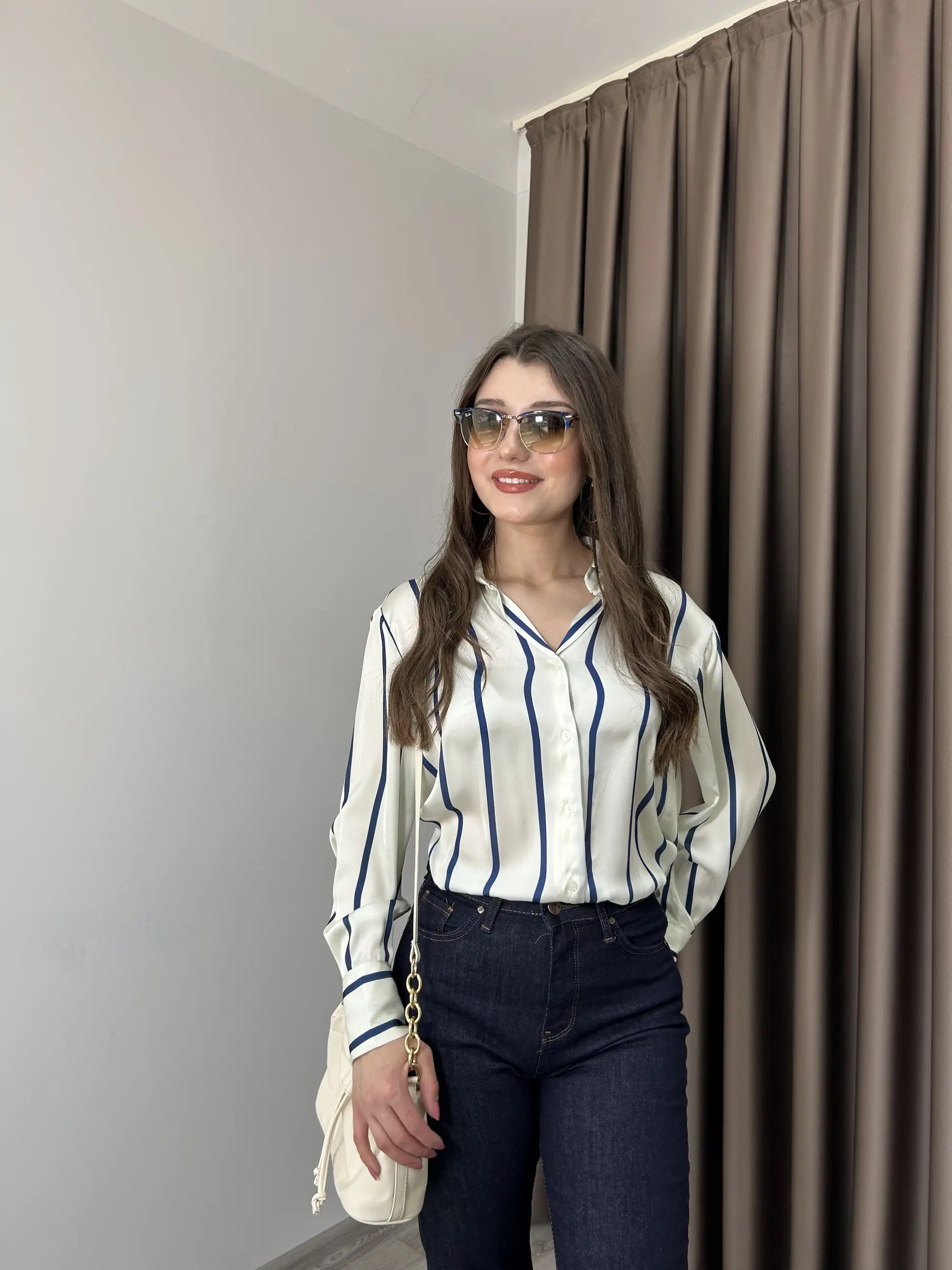 SATEN ÇİZĞİLİ GÖMLEK