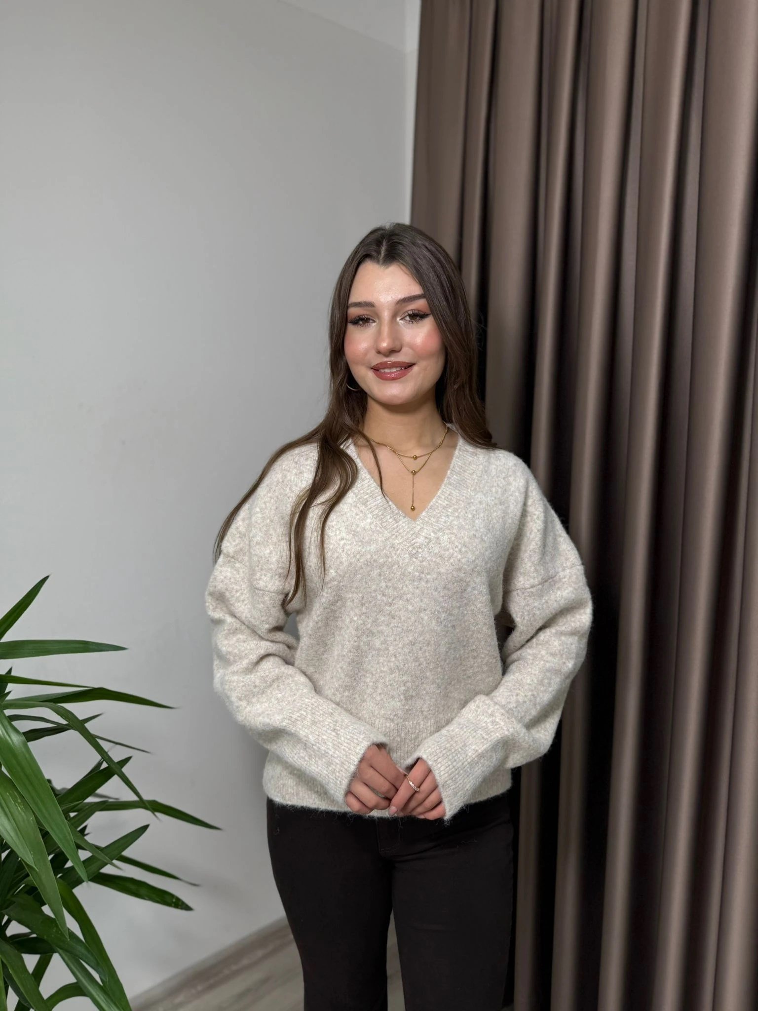 V YAKA YÜN KAZAK
