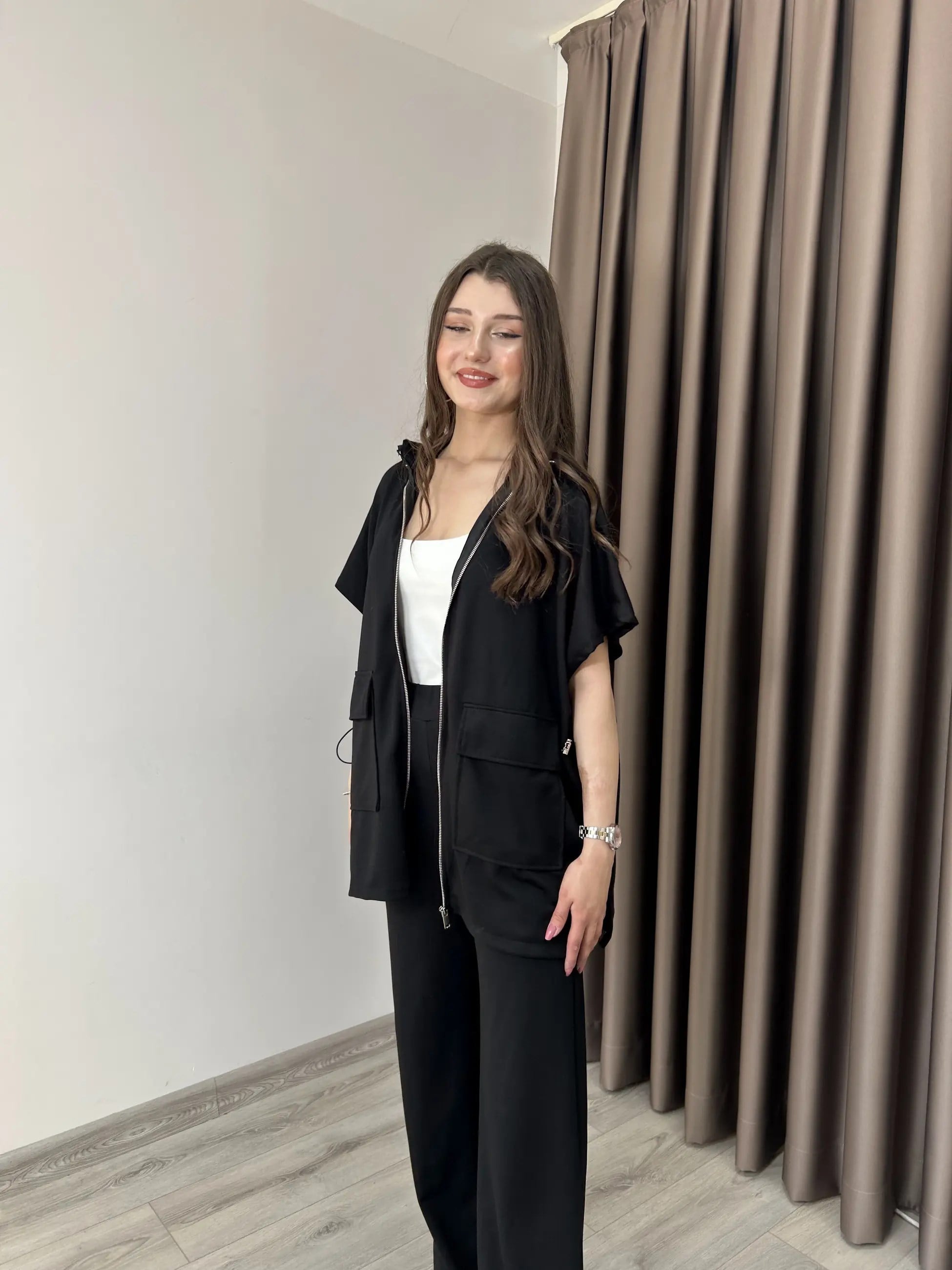 YELEK PANTOLON EŞOFMAN TAKIMI