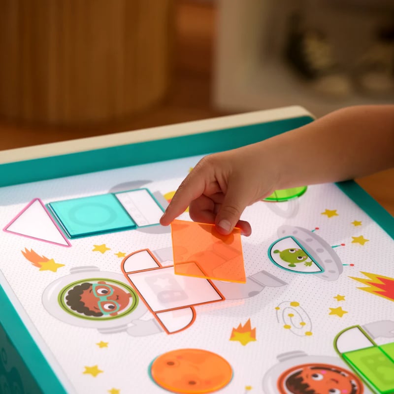 B.Toys Eğitici ve Işıklı Oyun Kutusu