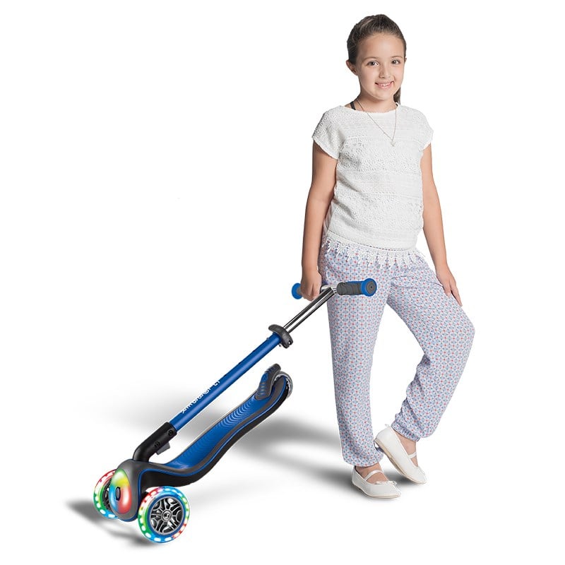 Globber Elite Deluxe Flash Full Işıklı Scooter - Lacivert