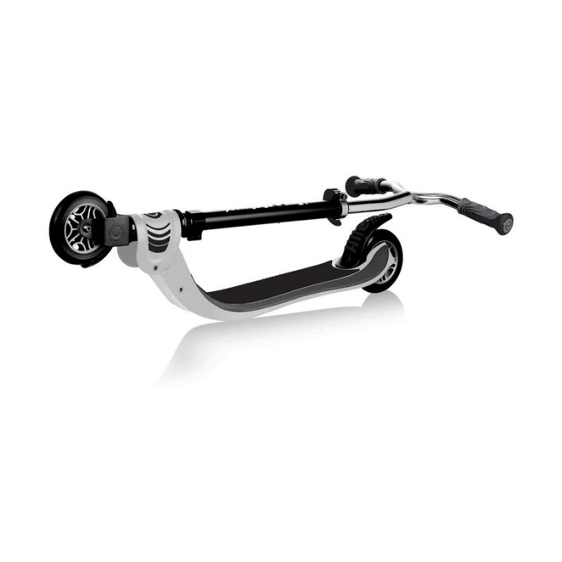 Globber Flow 125 Katlanabilir Scooter - Beyaz / Siyah