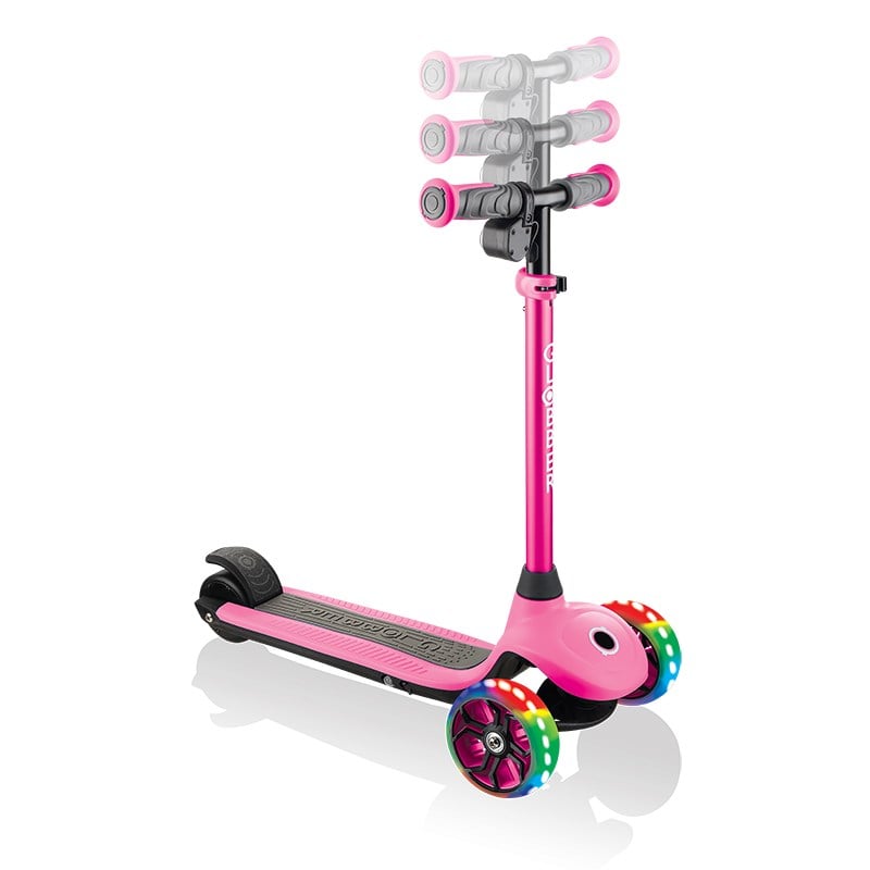 Globber One K E-Motion 4 Işıklı Elektrikli Scooter - Pembe