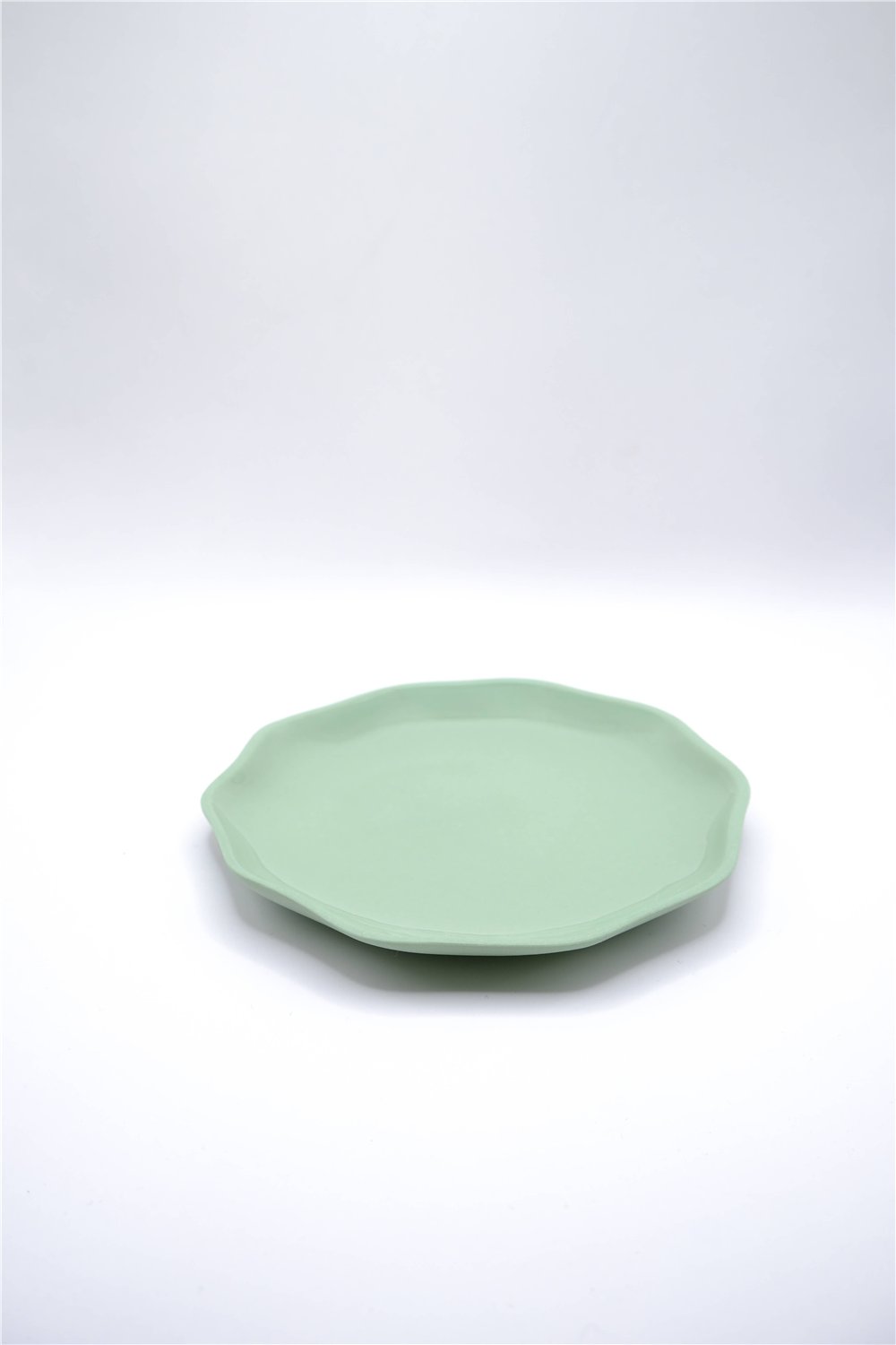 Wavy Rim Plate - Granny Smith