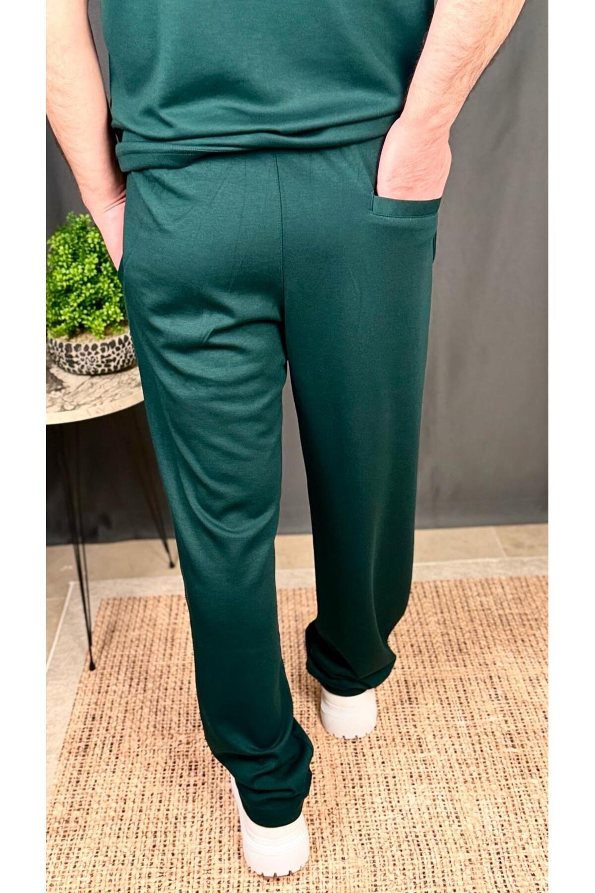 BİSİKLET YAKA ,MODAL KUMAŞ , ERKEK , EŞOFMAN TAKIMI