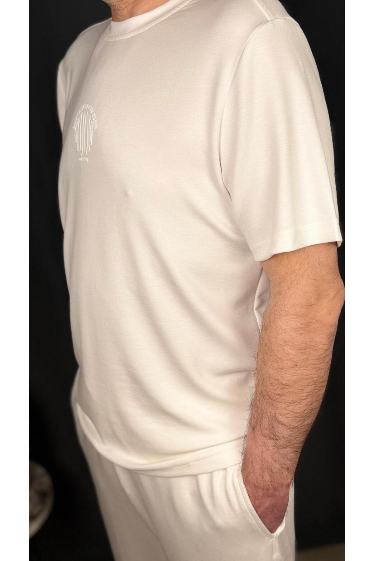 BİSİKLET YAKA ,MODAL KUMAŞ , ERKEK , EŞOFMAN TAKIMI