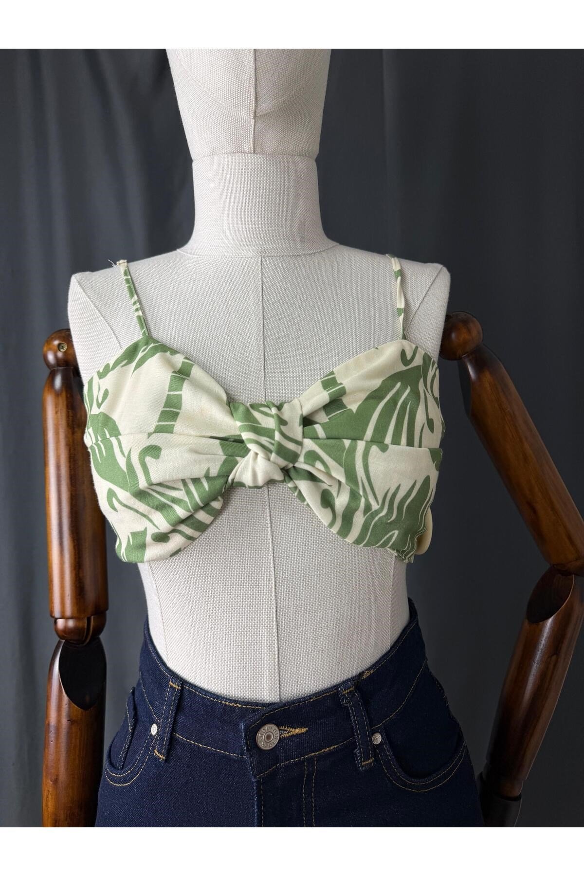 DESENLİ CROP