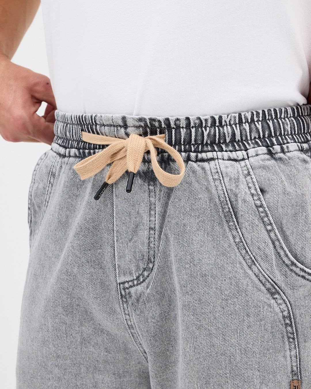 GRİ ERKEK PARÇALI DESEN YAN ETİKETLİ BAGGY KOT PANTOLON