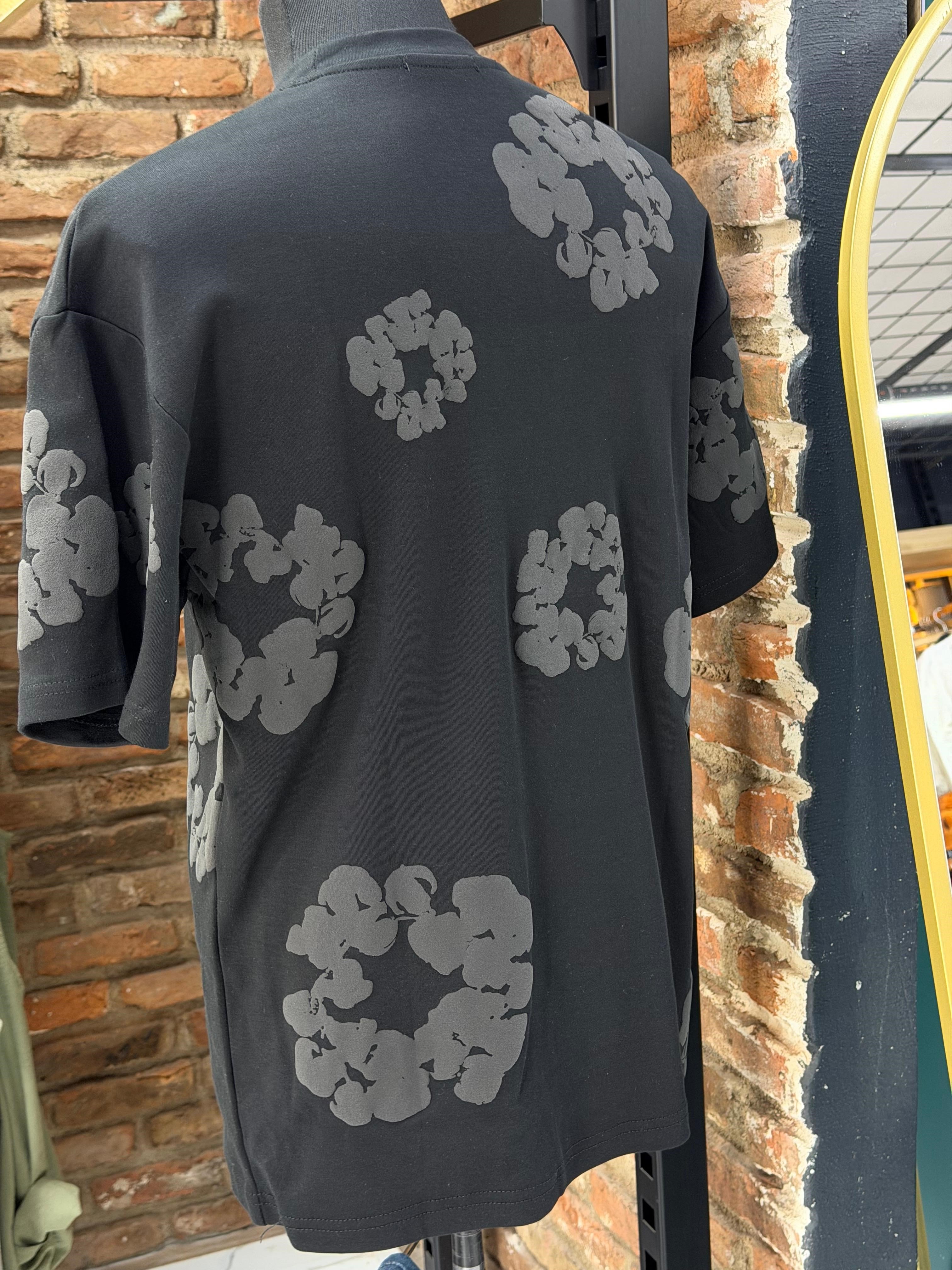 Kabartma Motif Baskılı Erkek T-Shirt