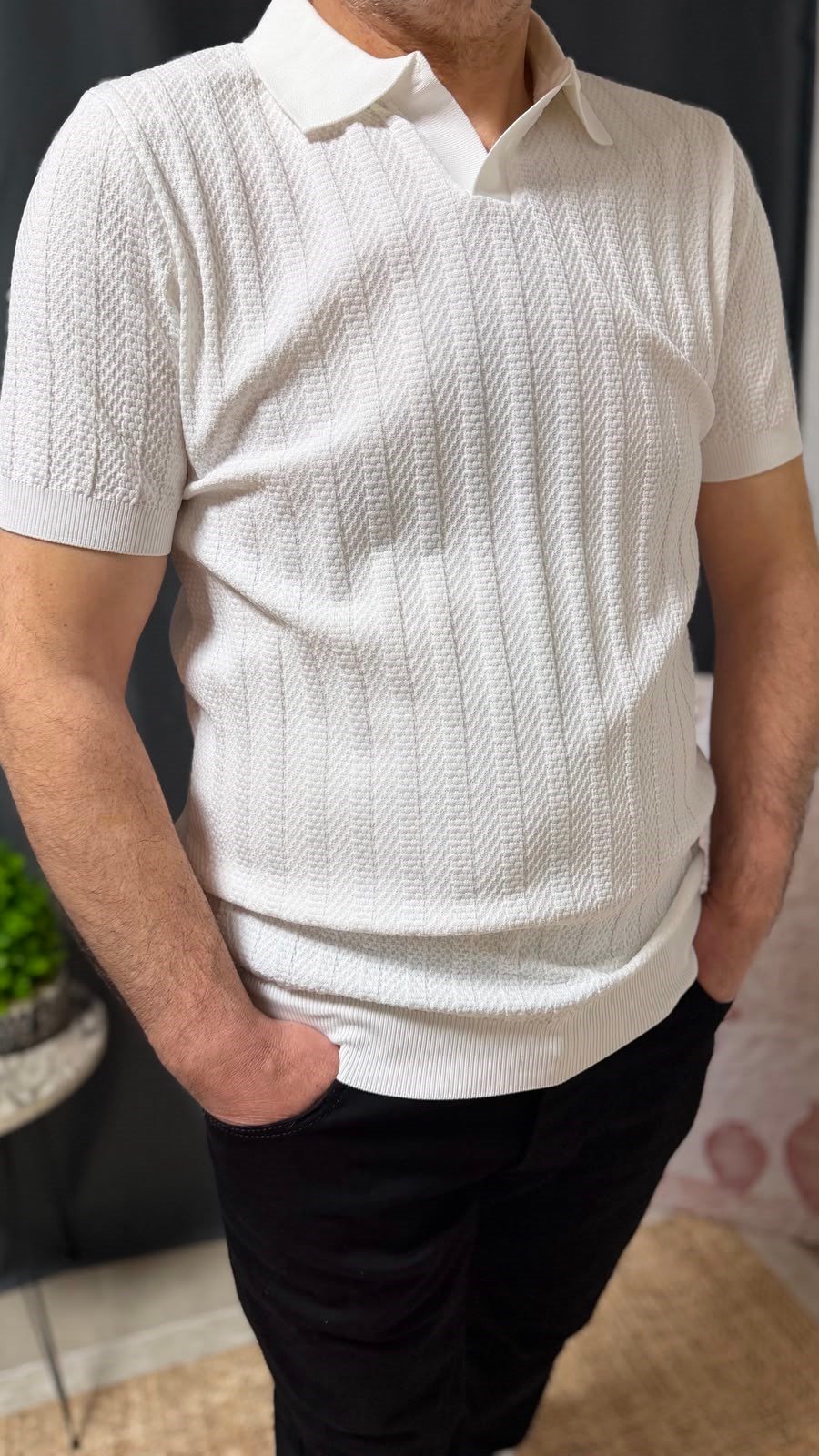 KENDİNDEN DETAYLI POLO YAKA TİŞÖRT