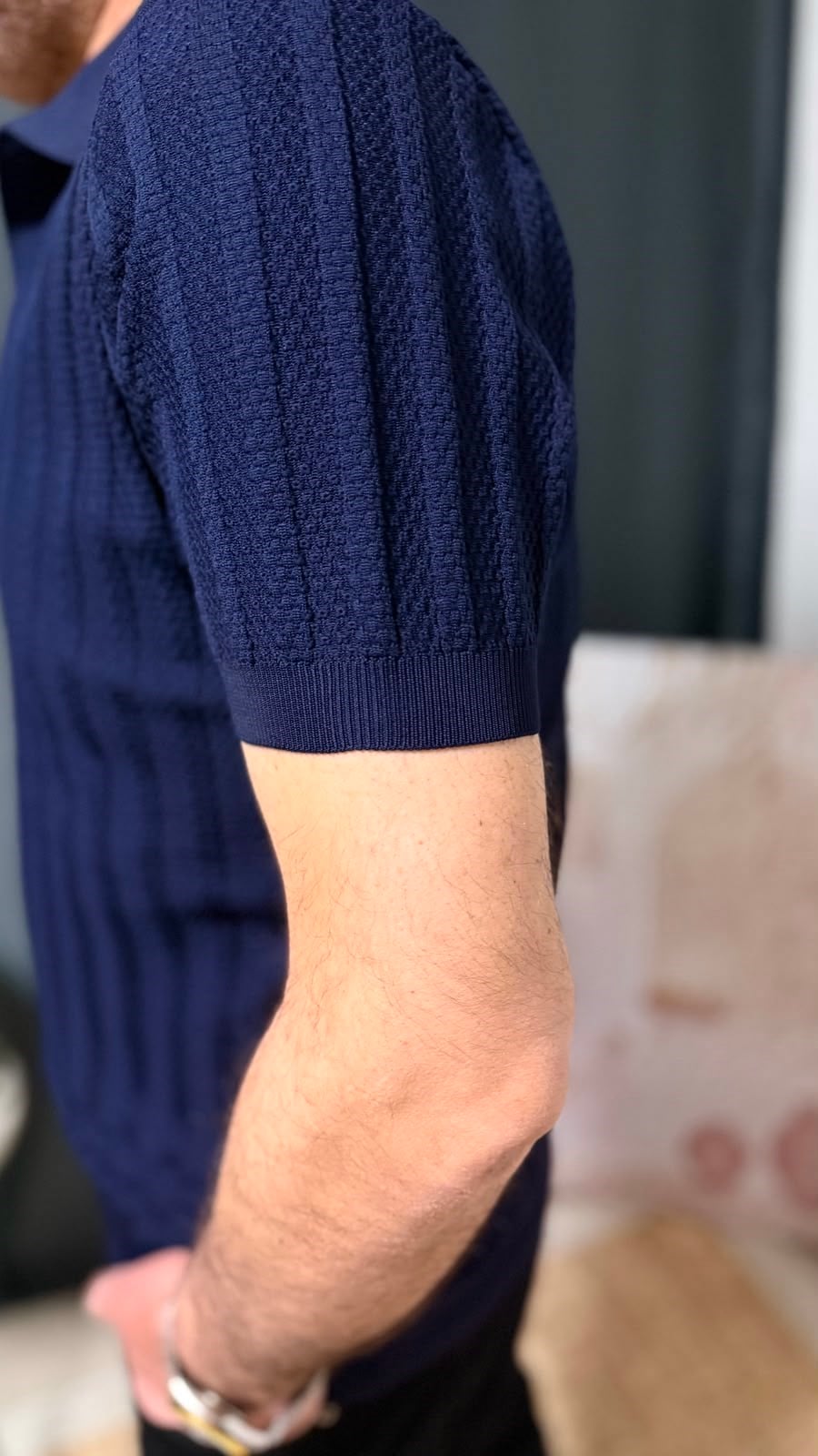 KENDİNDEN DETAYLI POLO YAKA TİŞÖRT