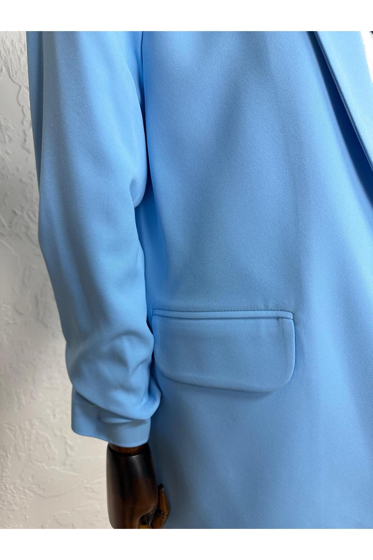 KOLU BÜZGĞLĞ BLAZER CEKET