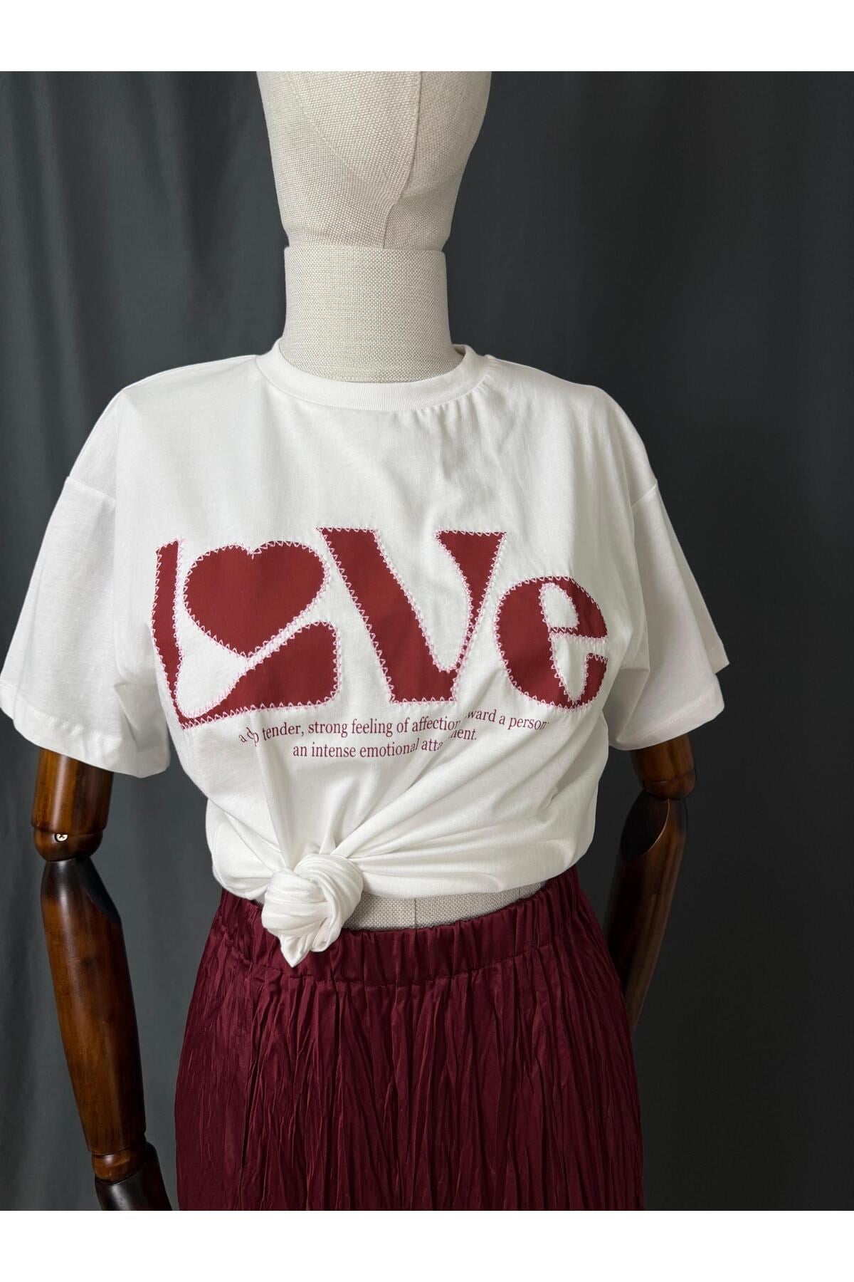 LOVE NAKIŞLI TİŞÖRT