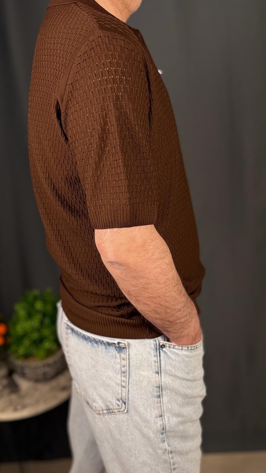 POLO , FERMUARLI YAKA , FİT KESİM ,TİŞÖRT (Kahverengi)
