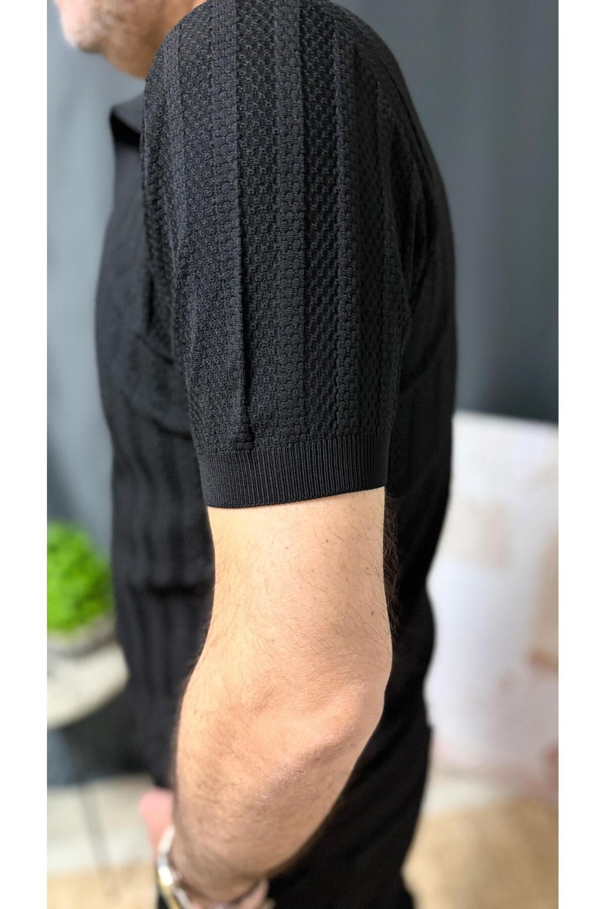POLO YAKA KENDİNDEN DETAYLI, KOLU VE BELİ LASLİKLİ TİŞÖRT