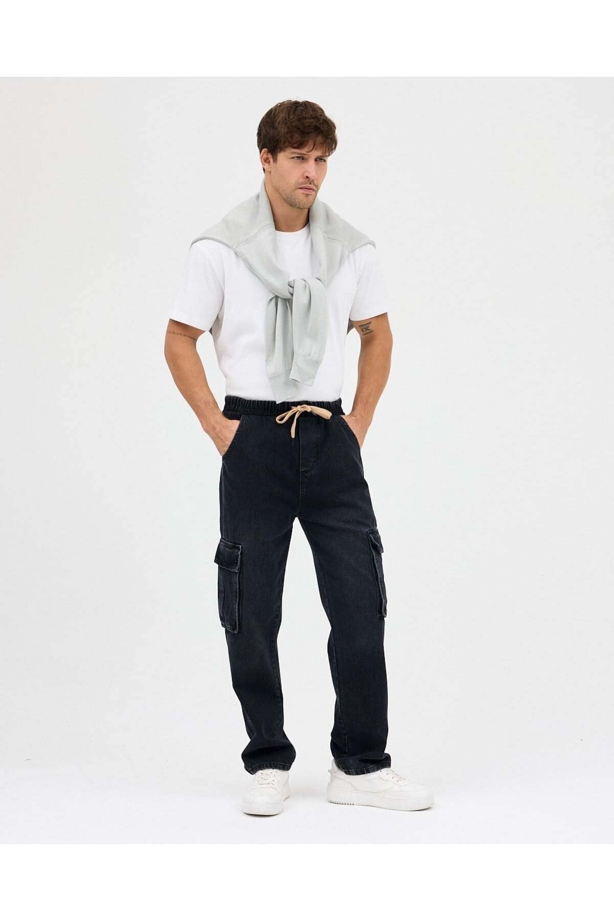 SİYAH GENİŞ ÇEPLİ KARGO JEAN PANTOLON
