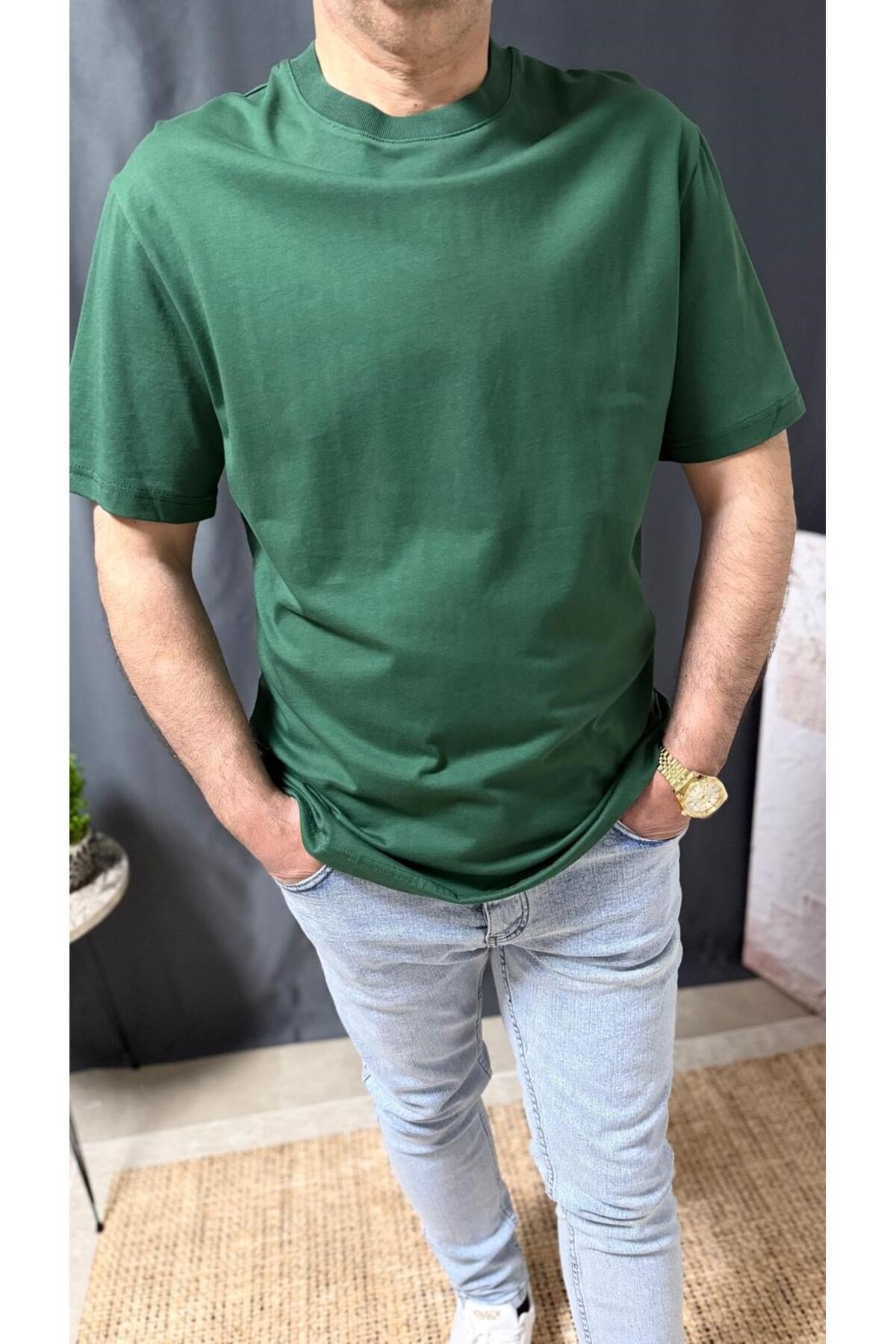YARIM OVERSİZE BASİC TİŞÖRT