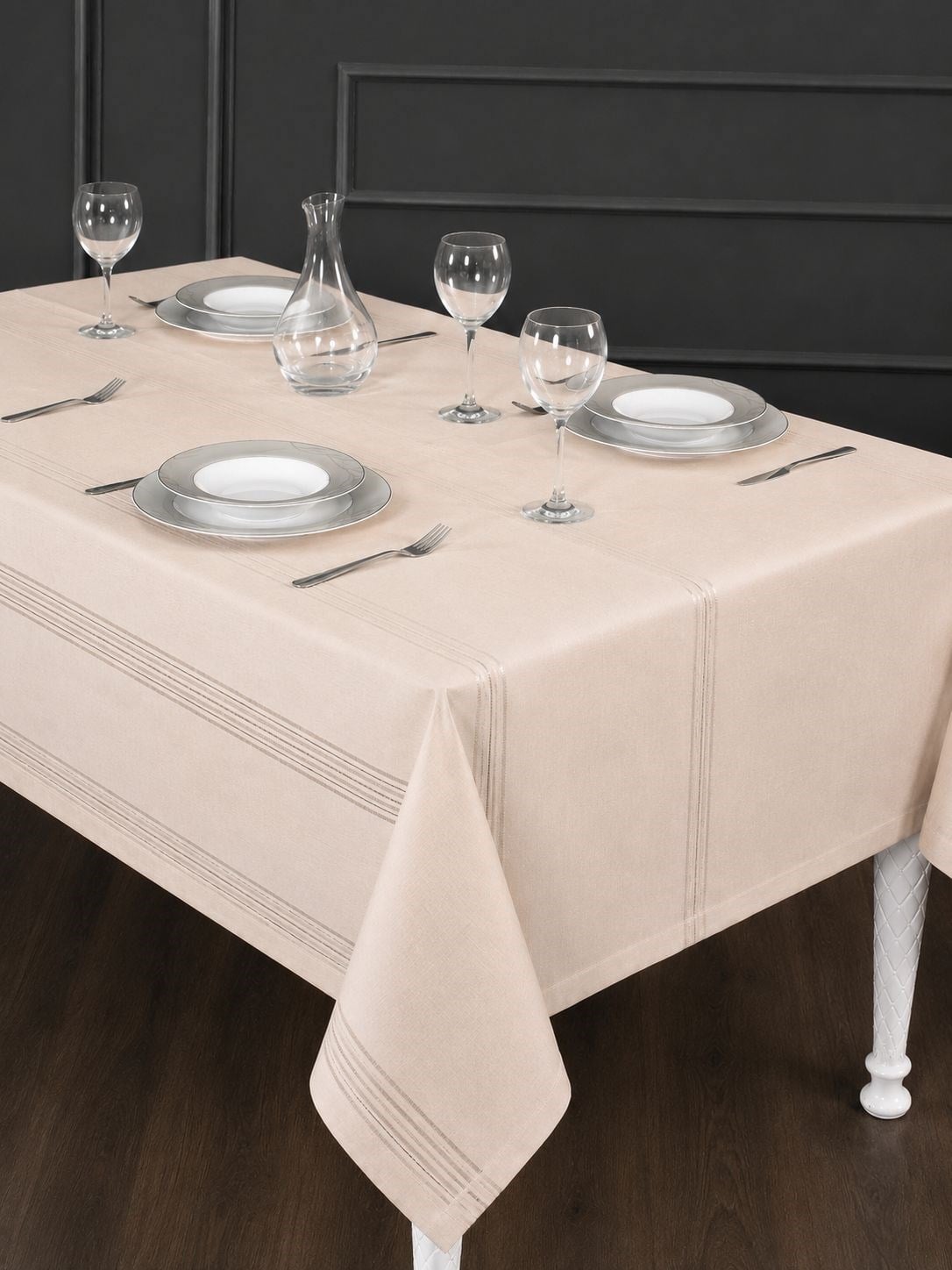 Colver Dertsiz Masa Örtüsü 160*220 cm-Bej