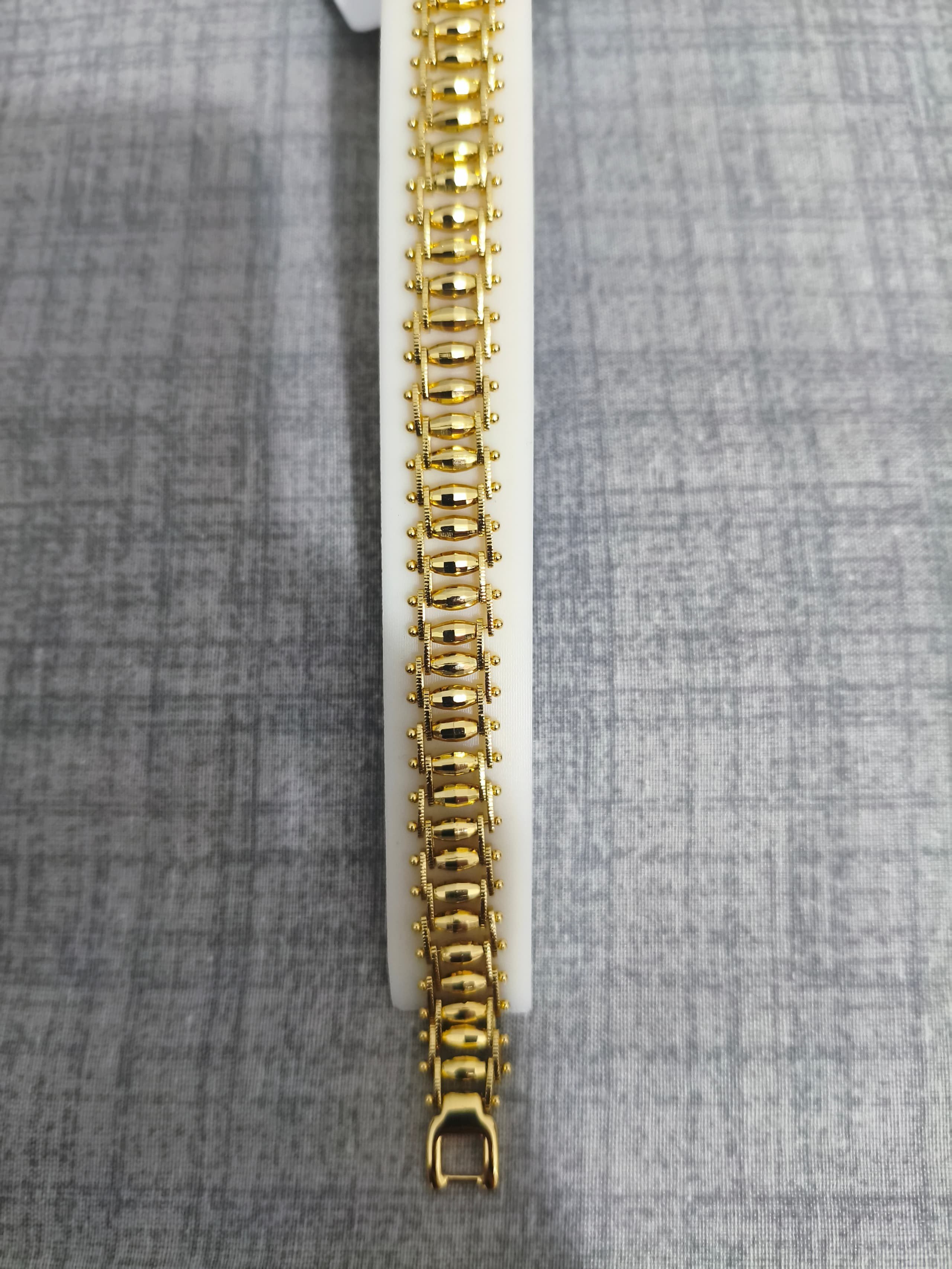 14 ayar altın kaplama çelik bileklik(17 cm)