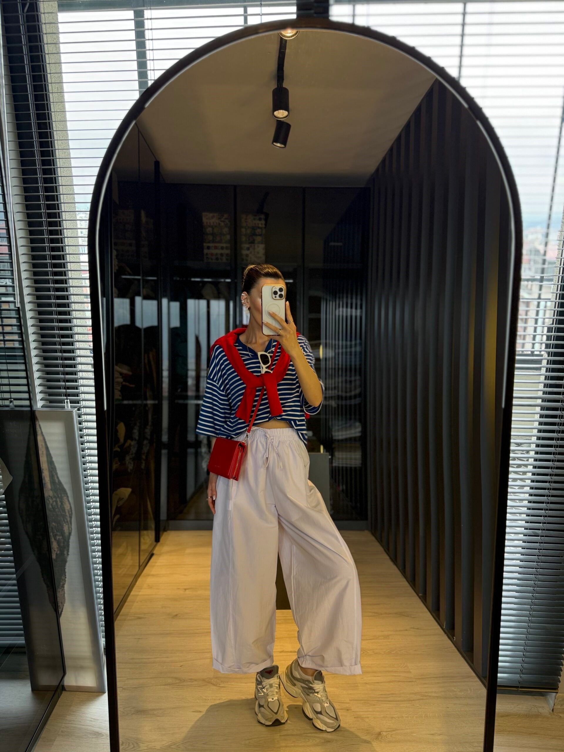 Beyaz Beli Lastikli Poplin Pantolon