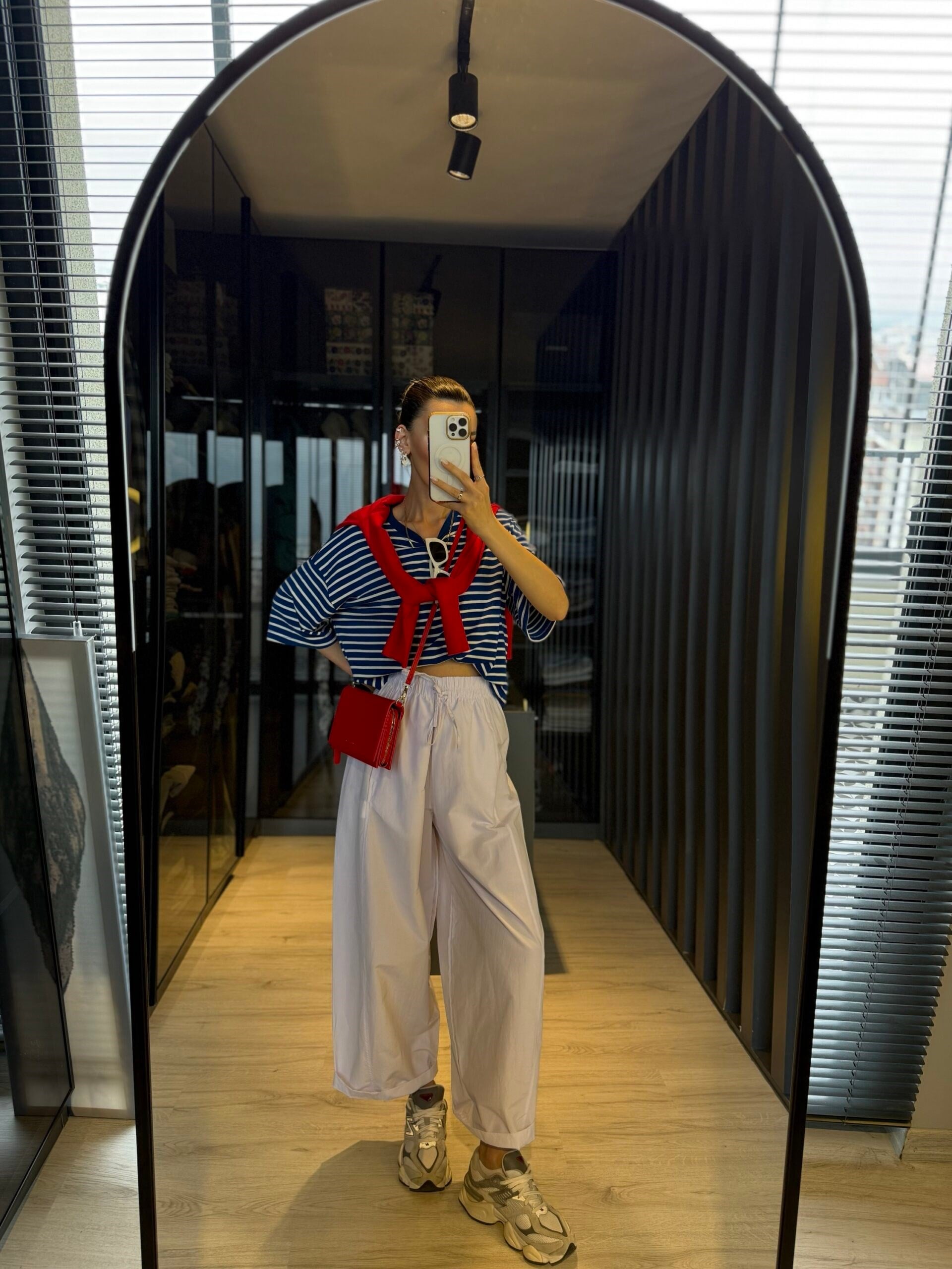 Beyaz Beli Lastikli Poplin Pantolon
