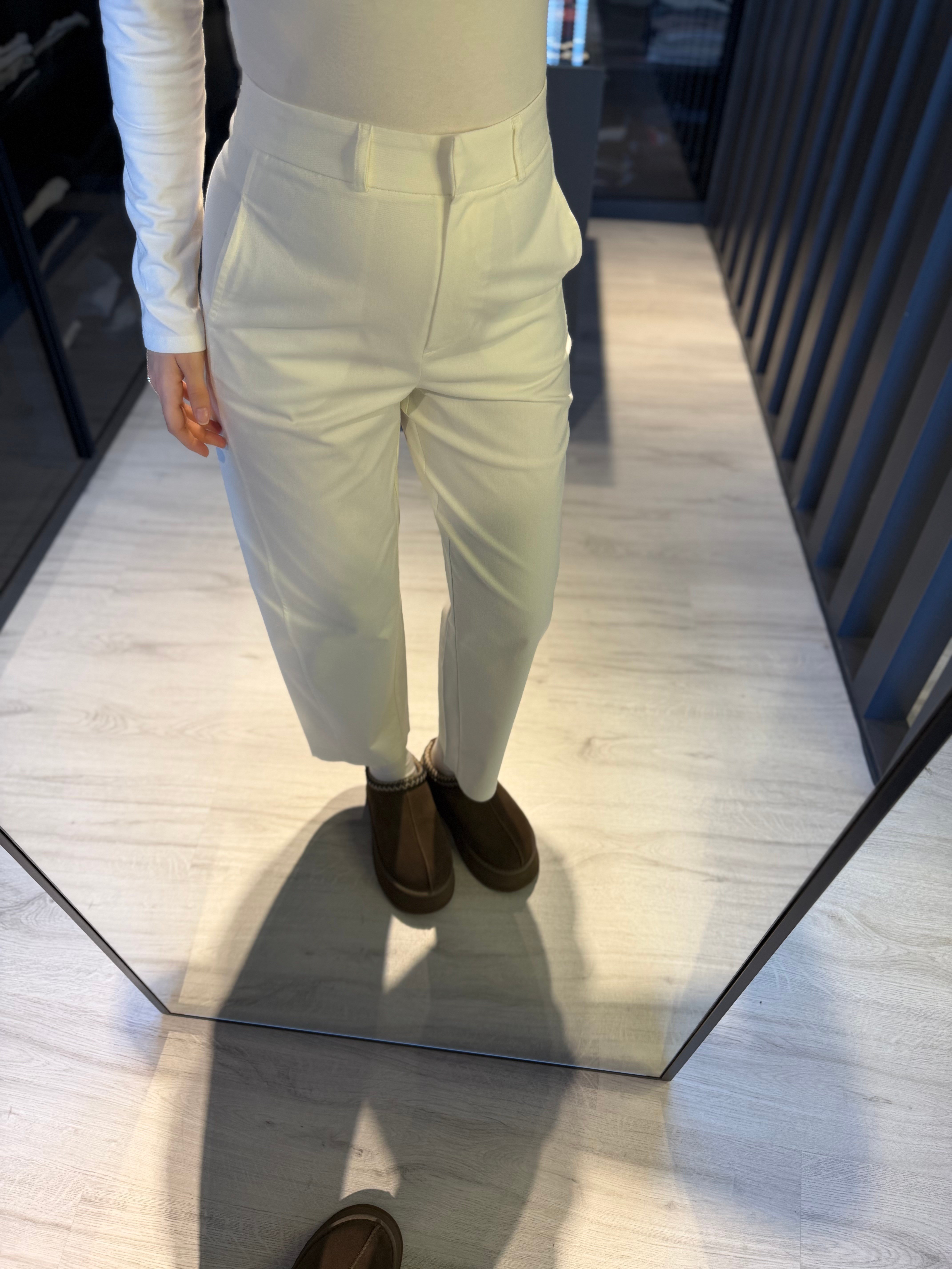 Beyaz Gabardin Barrel Pantolon