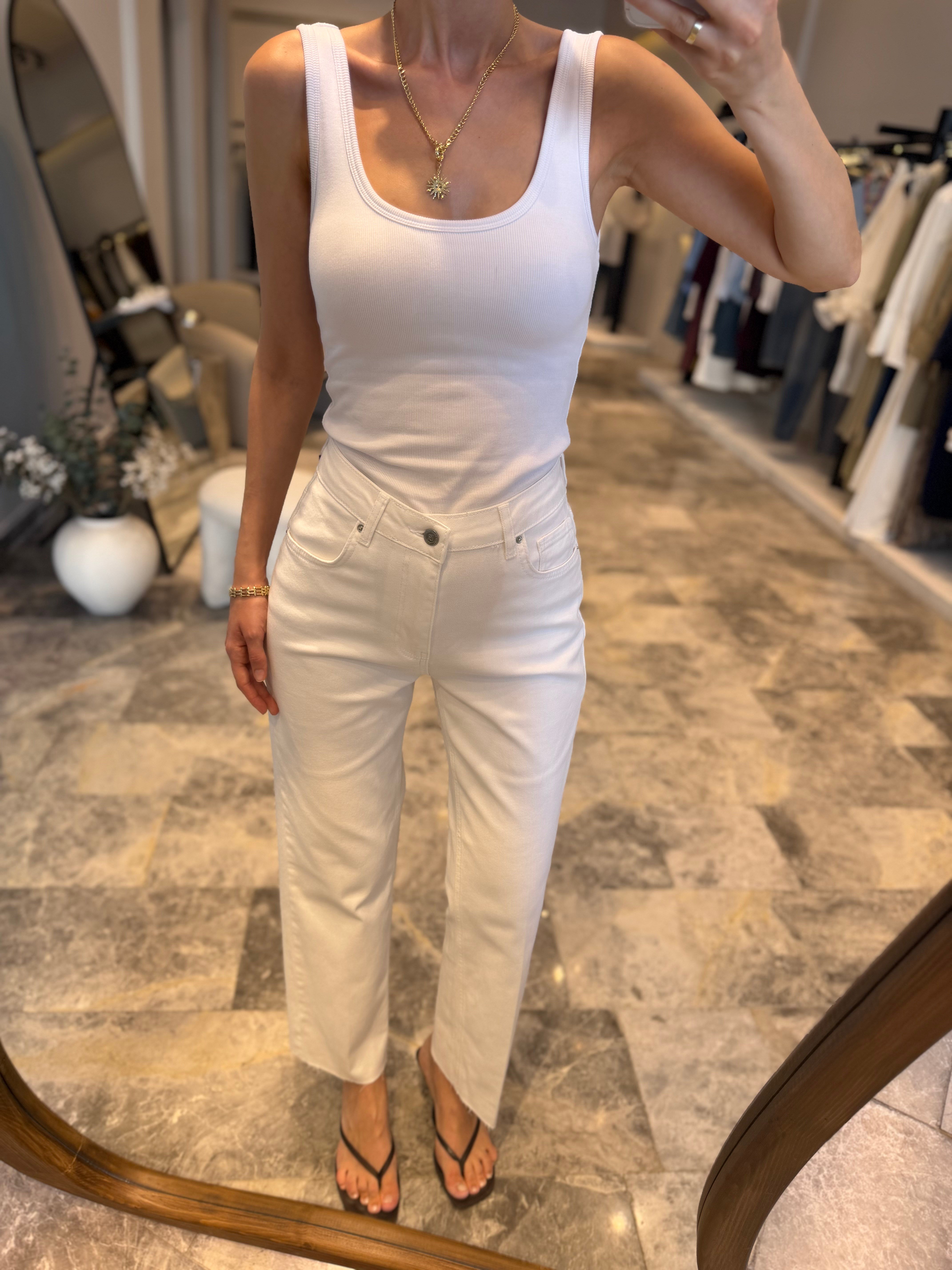 Beyaz Straight Jean