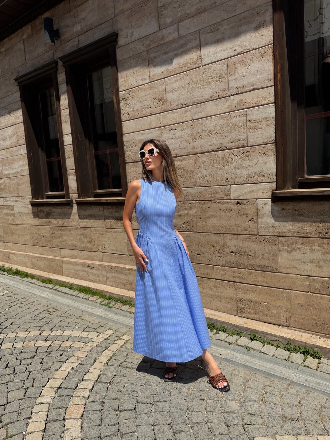 Çizgili Sırt Dekolteli Midi Elbise 