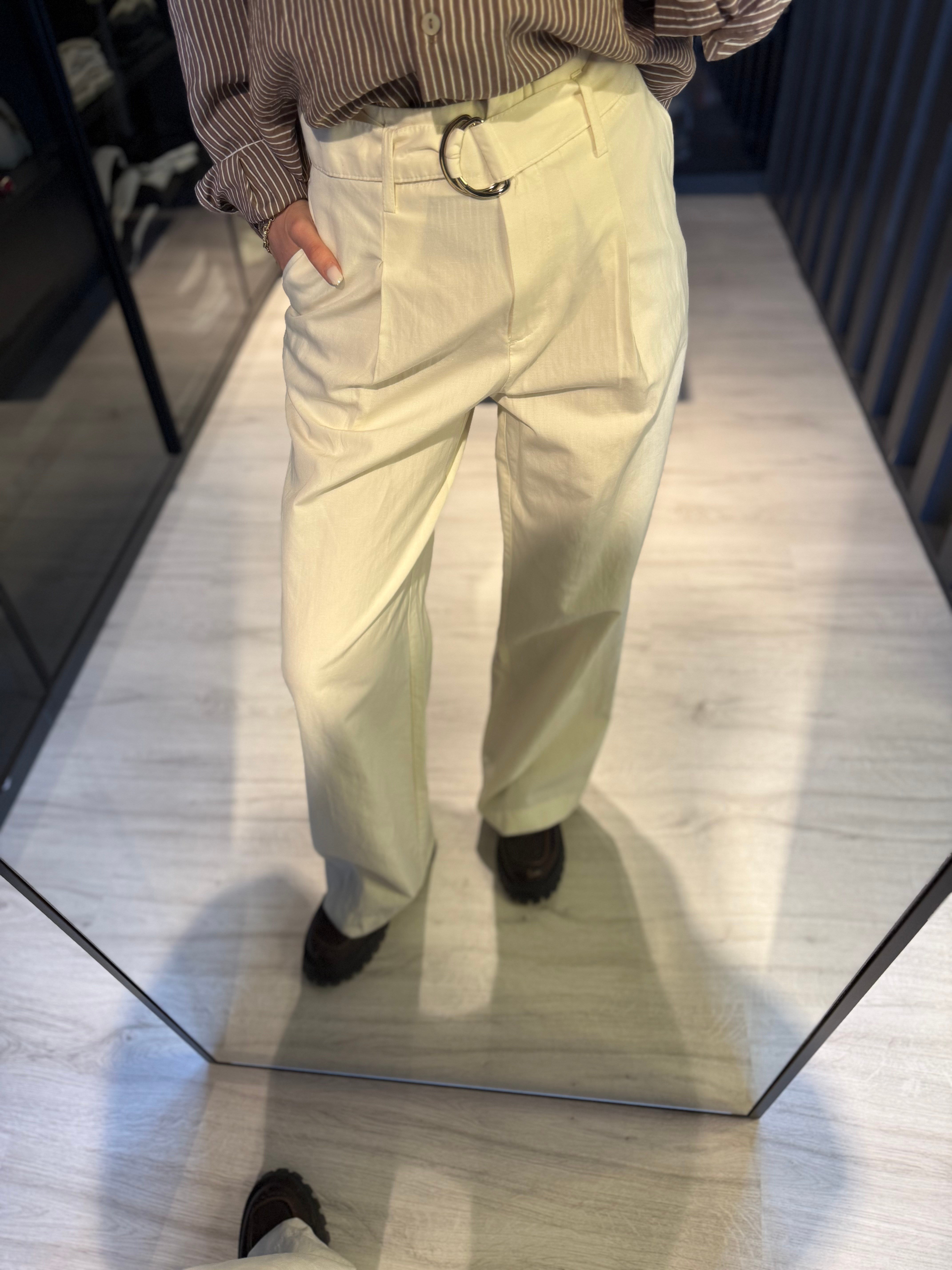 Ekru Kemerli Pantolon 