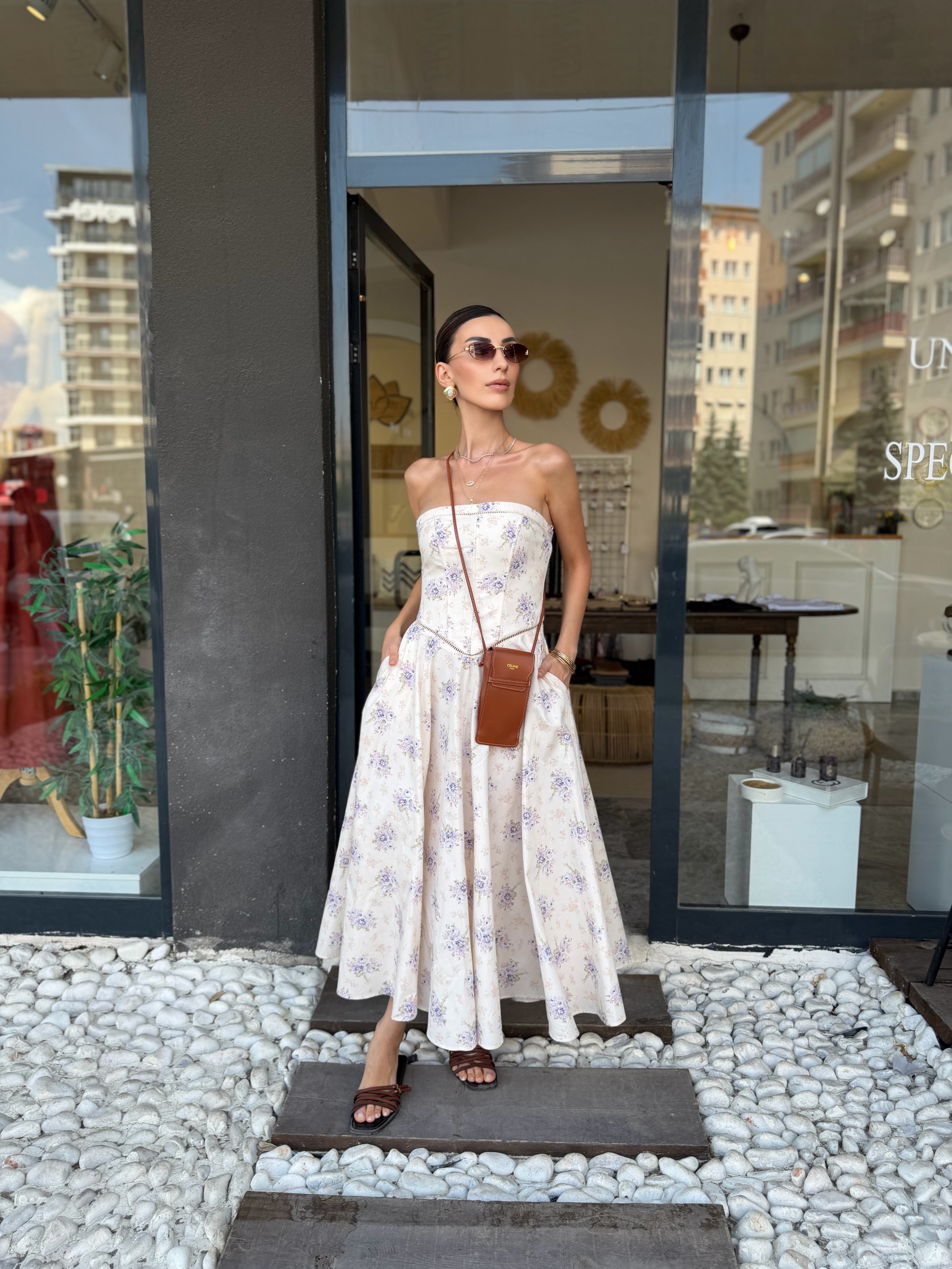 Ekru Straplez Çiçek Desen Elbise