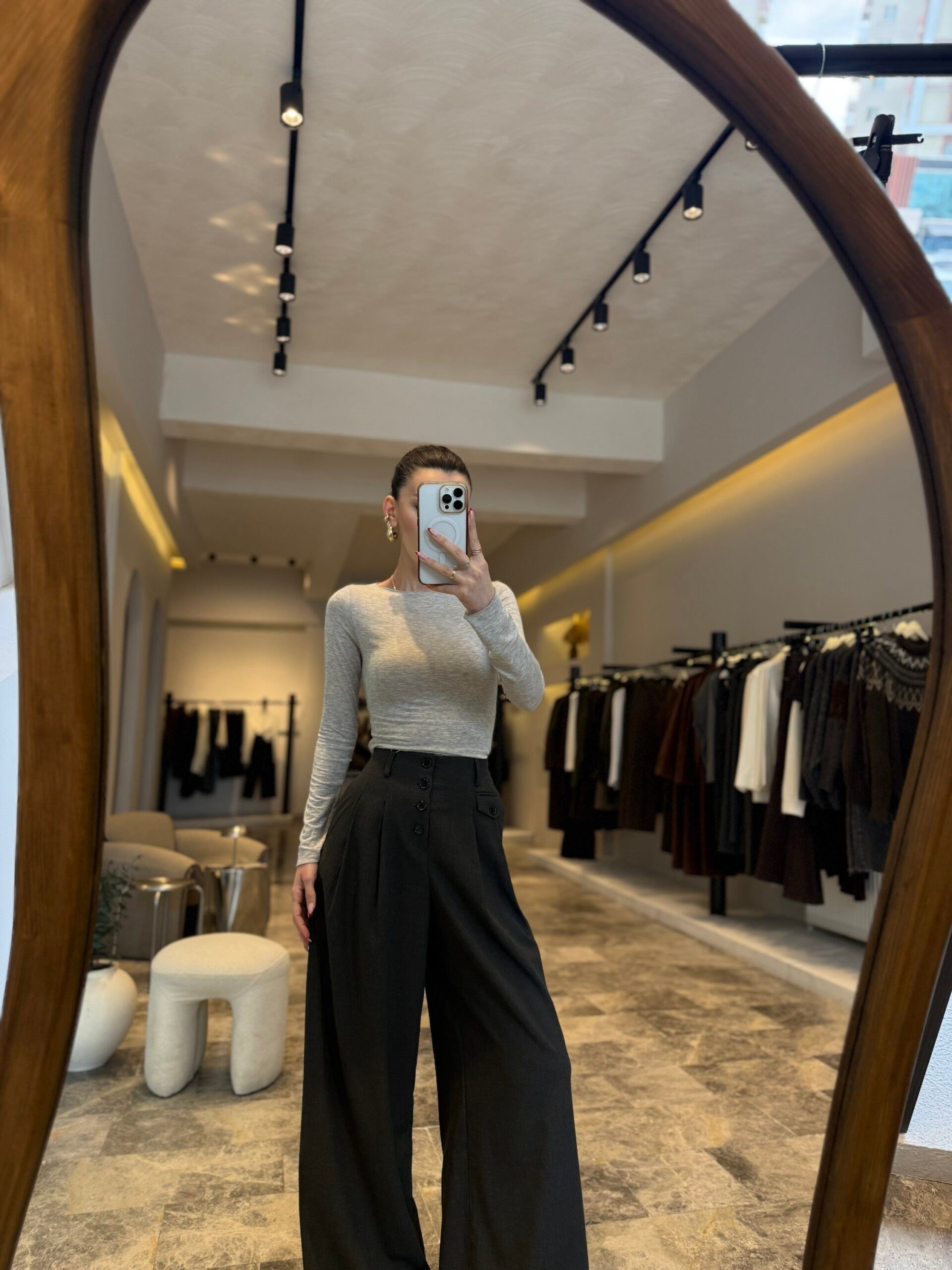 Kayık Yaka Modal Kaşmir Bluz