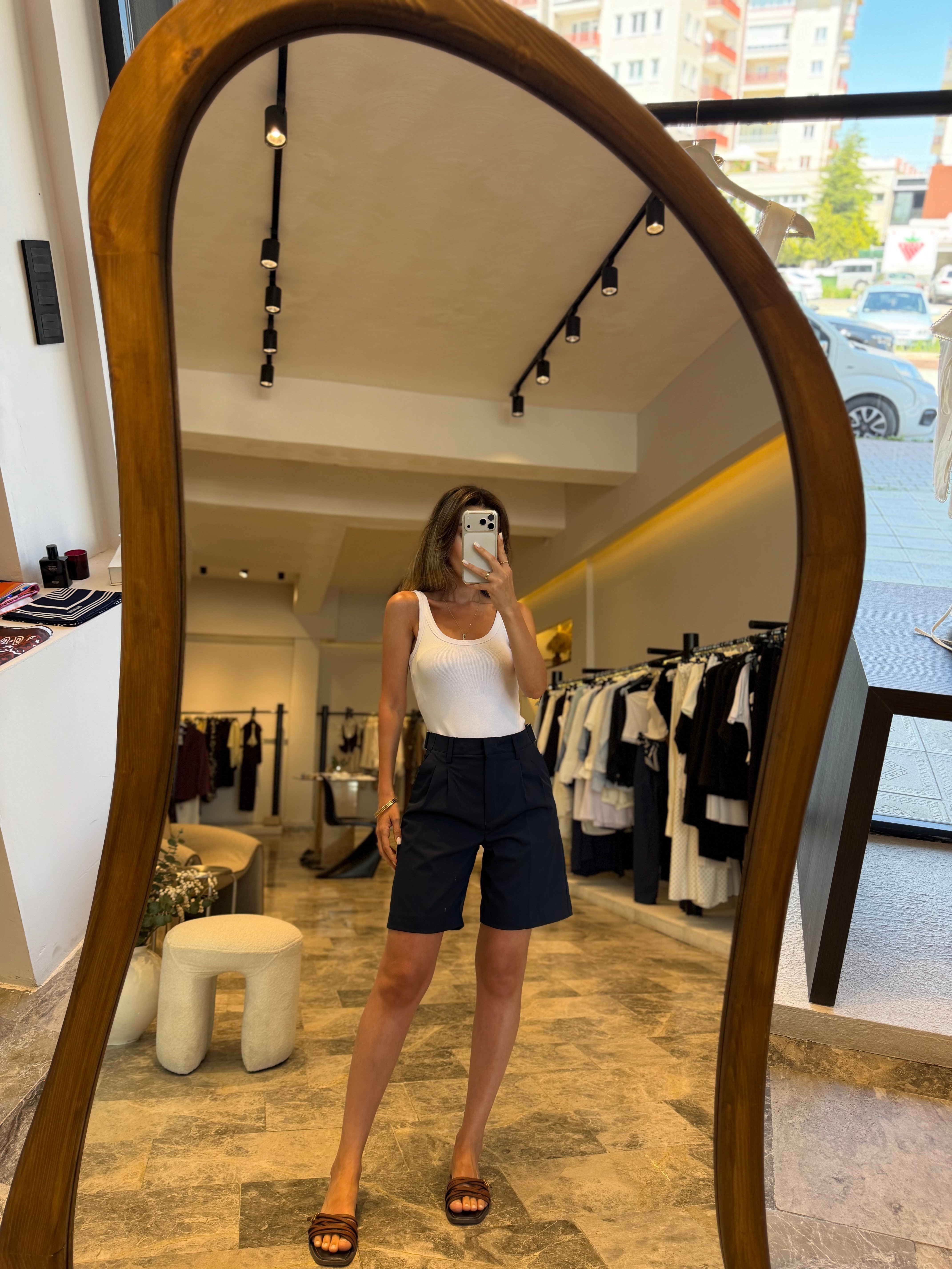 Lacivert Beli Ayarlanabilir Bermuda Şort 